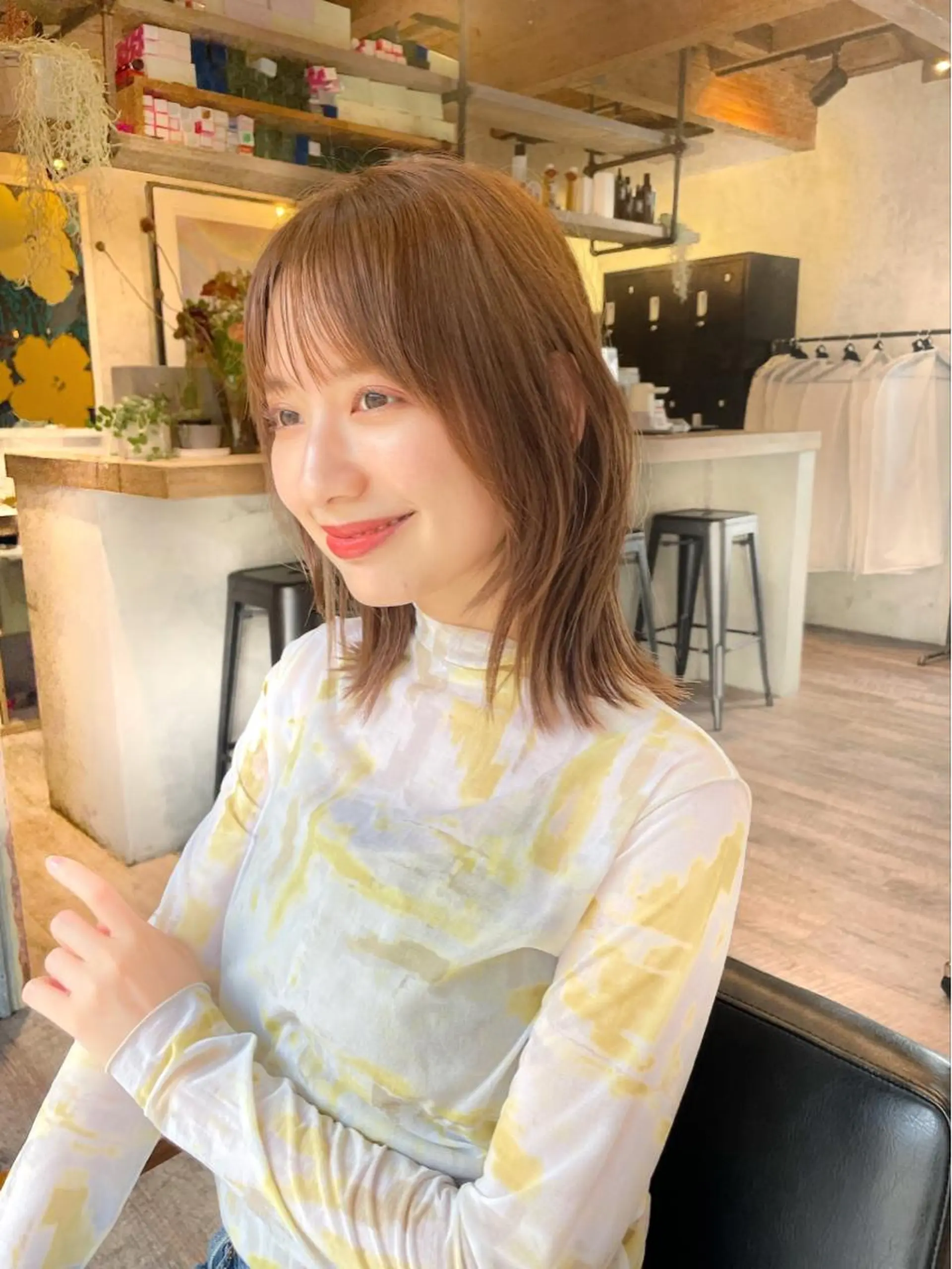 ミディアム カラー 結べるレイヤーボブ くびれLady表参道のヘアスタイル