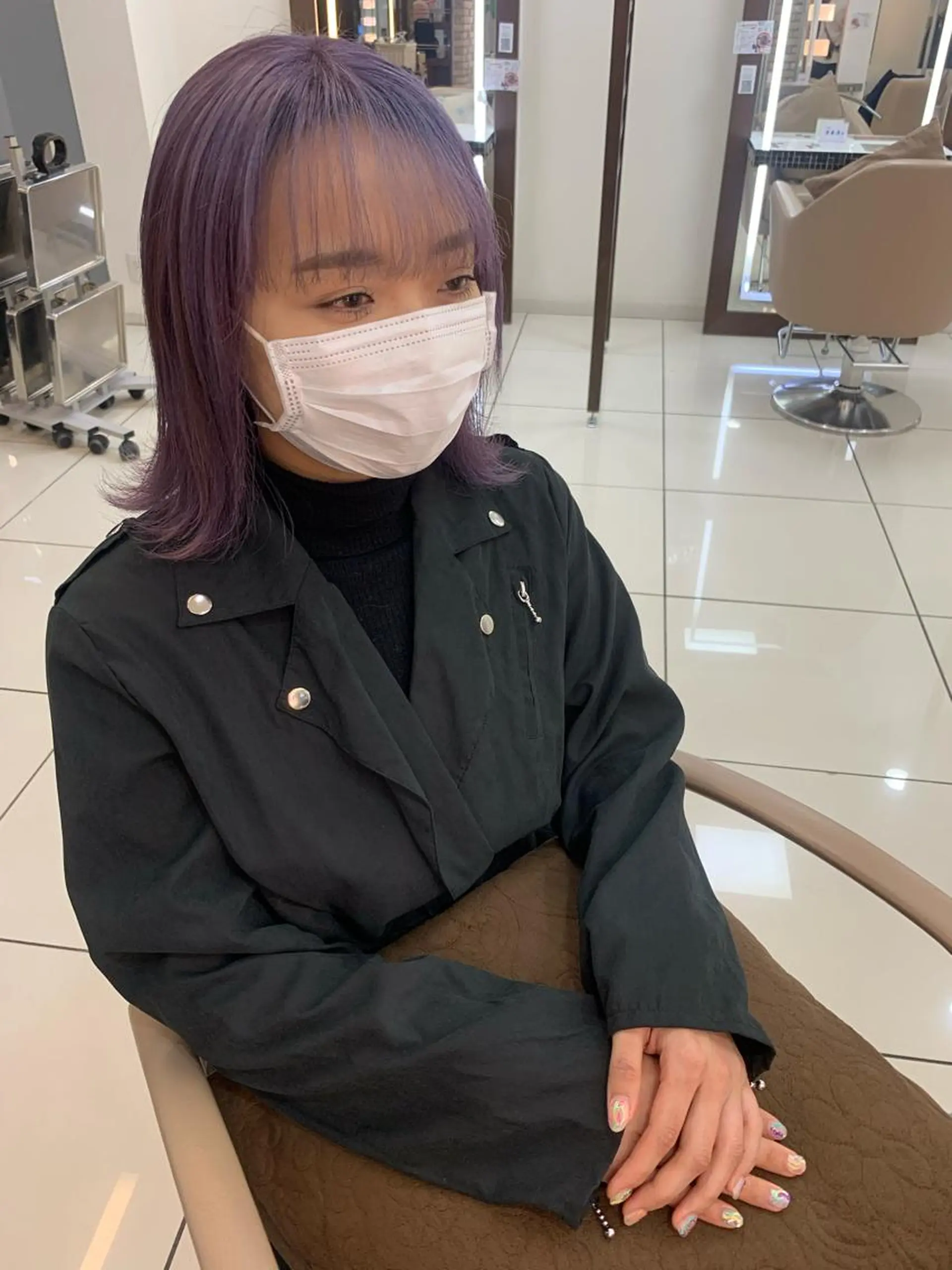 ミディアム カラー 羽エクステ🩷 🤍まき🤍のヘアスタイル