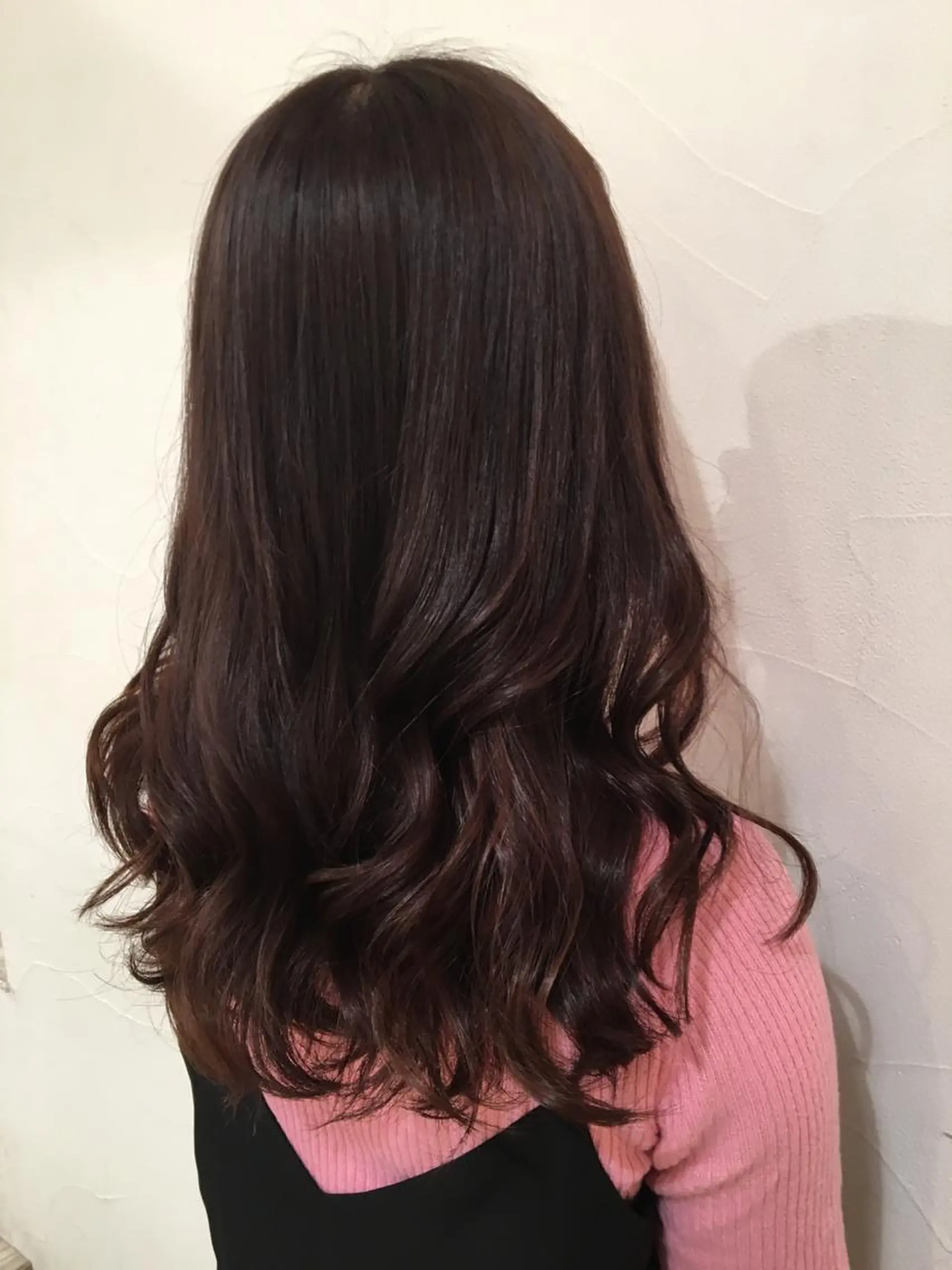 ロング カラー 乳井 悠香のヘアスタイル