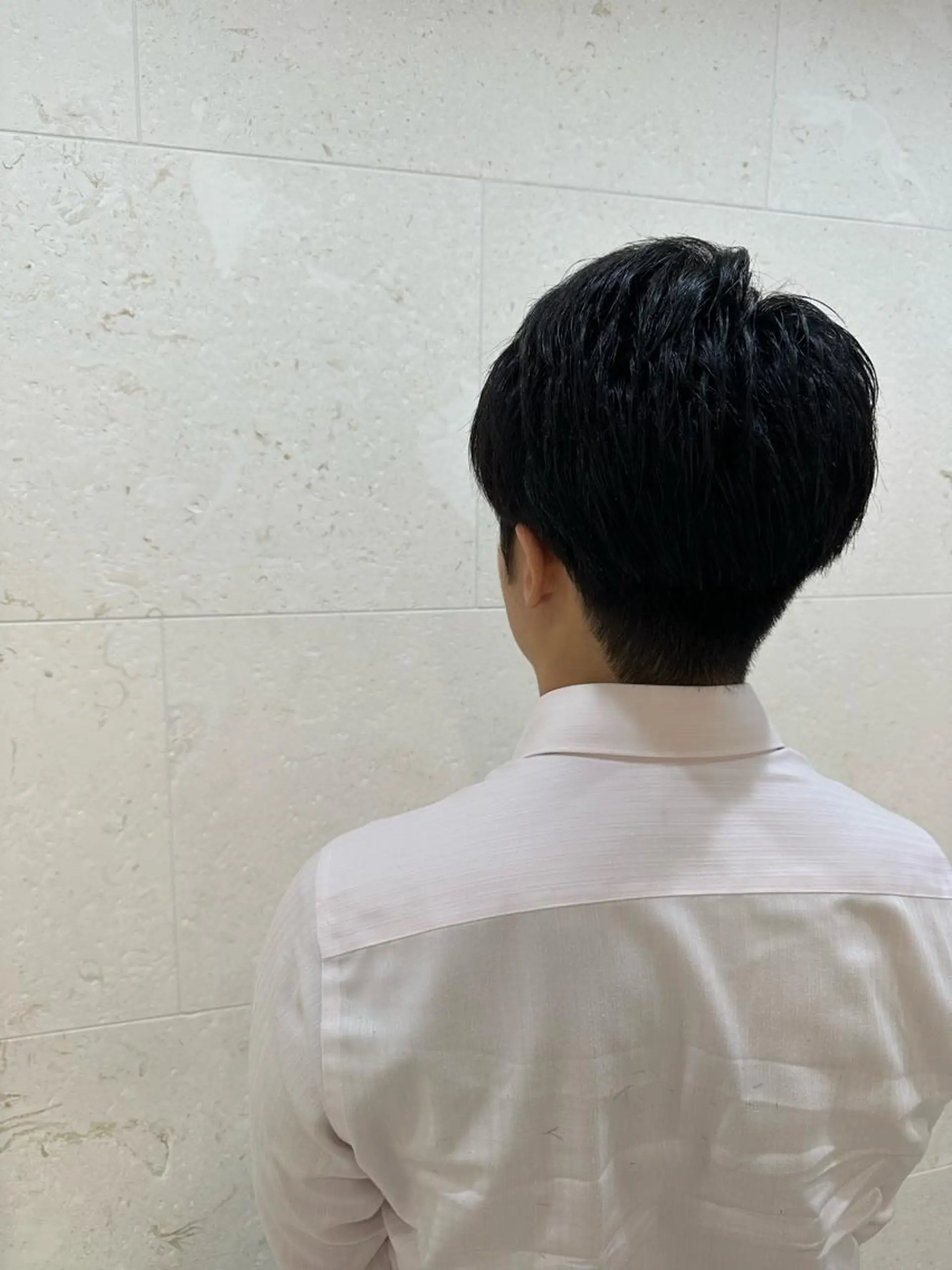 ショート メンズ アップバング 安田 柚月のヘアスタイル