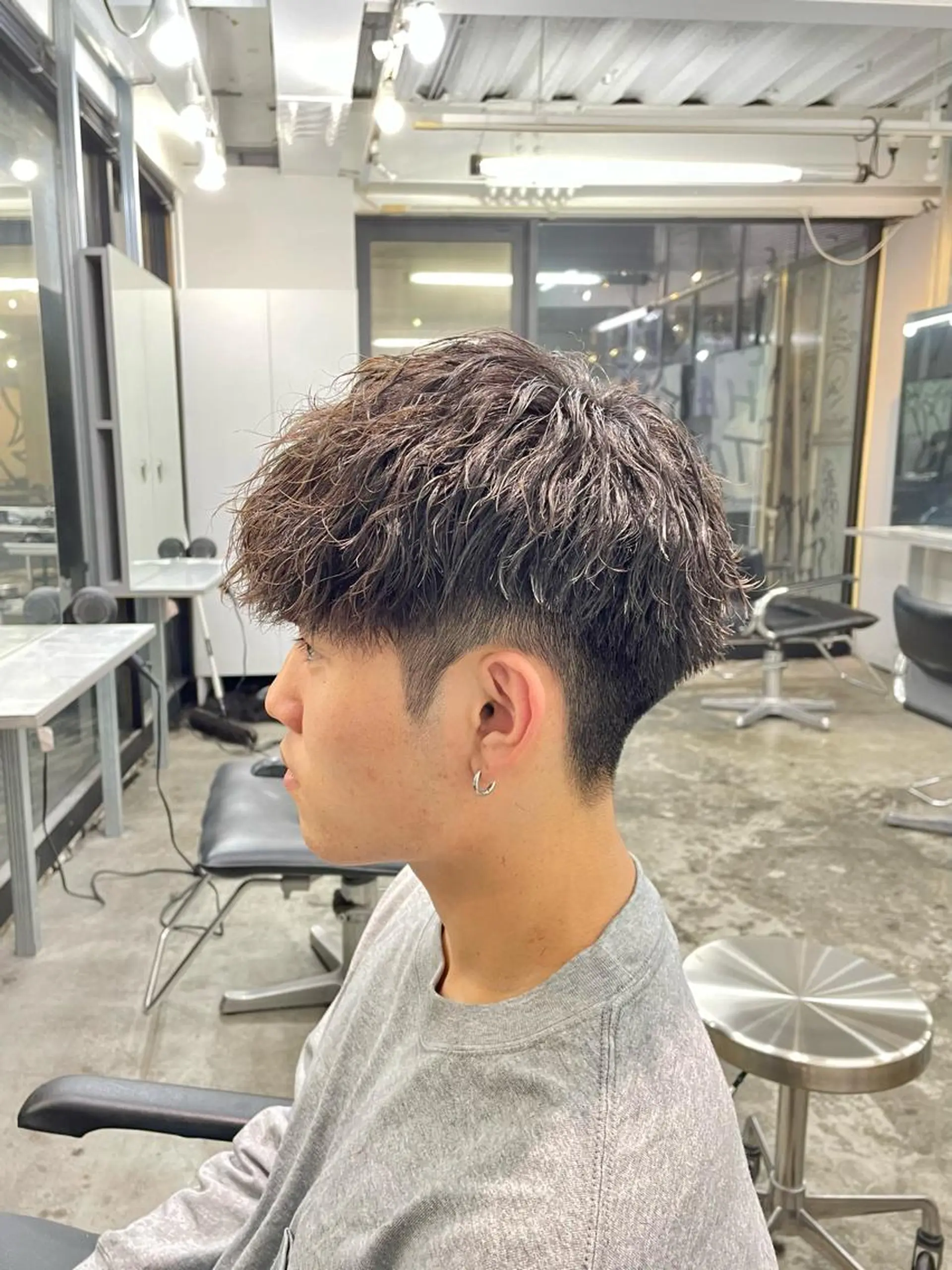 ショート パーマ メンズ マッシュ ショートヘア カット パーマ メンズ特化美容師/ 藤戸 椋のヘアスタイル