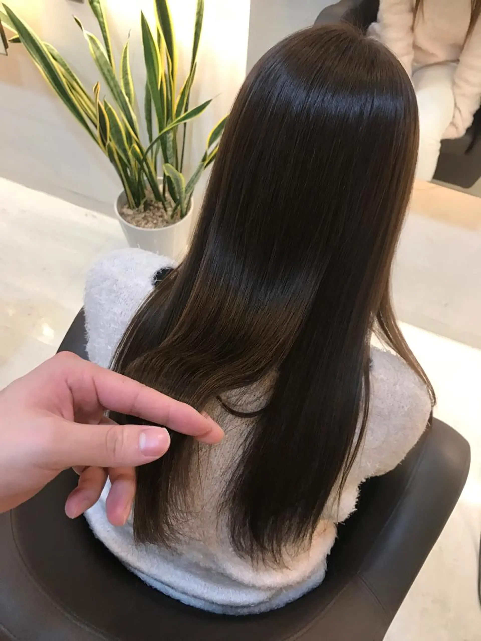 セミロング トリートメント モトエ ジュニアスタイリストのヘアスタイル