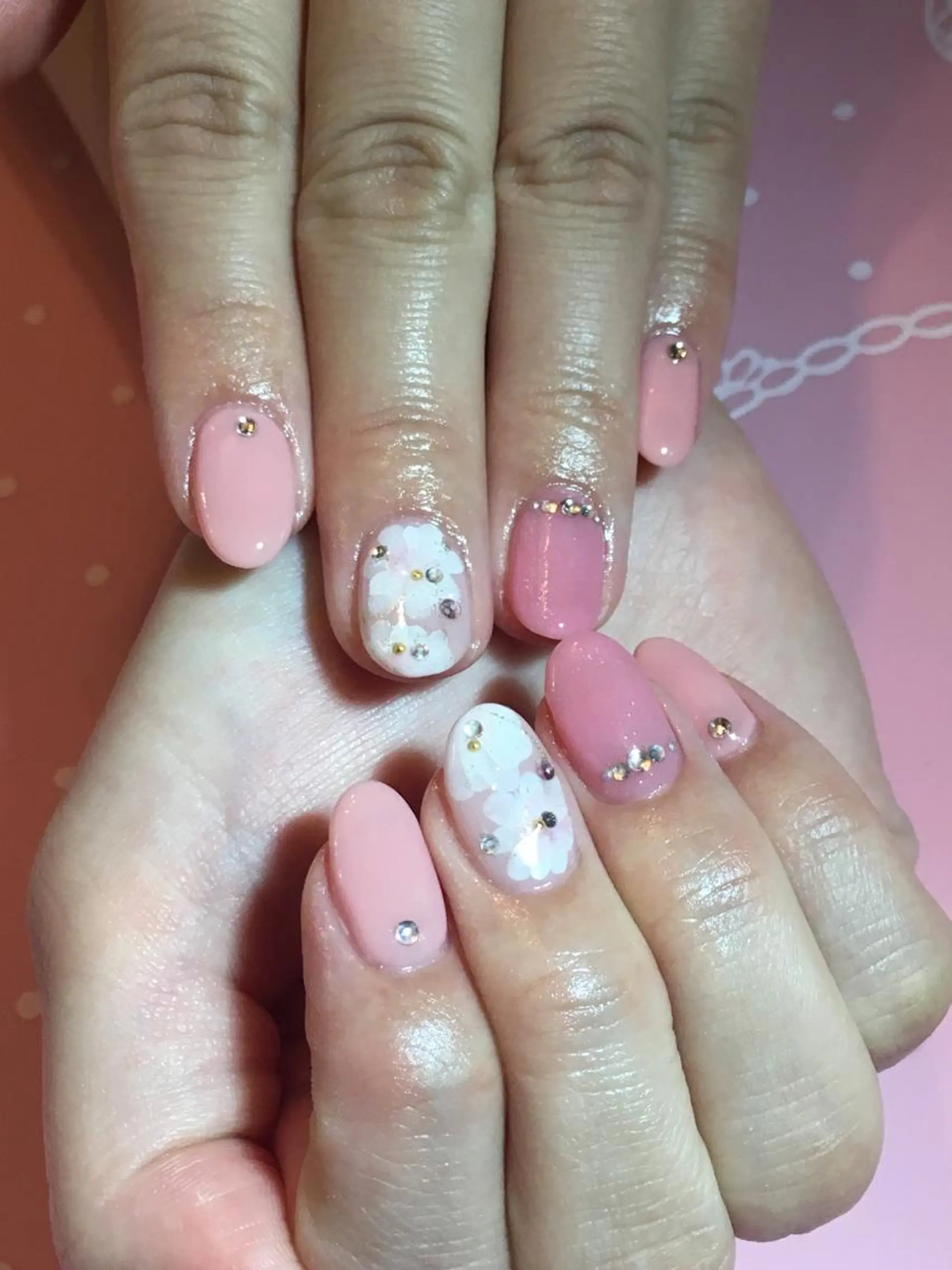 ネイル 古川 里美のネイルデザイン