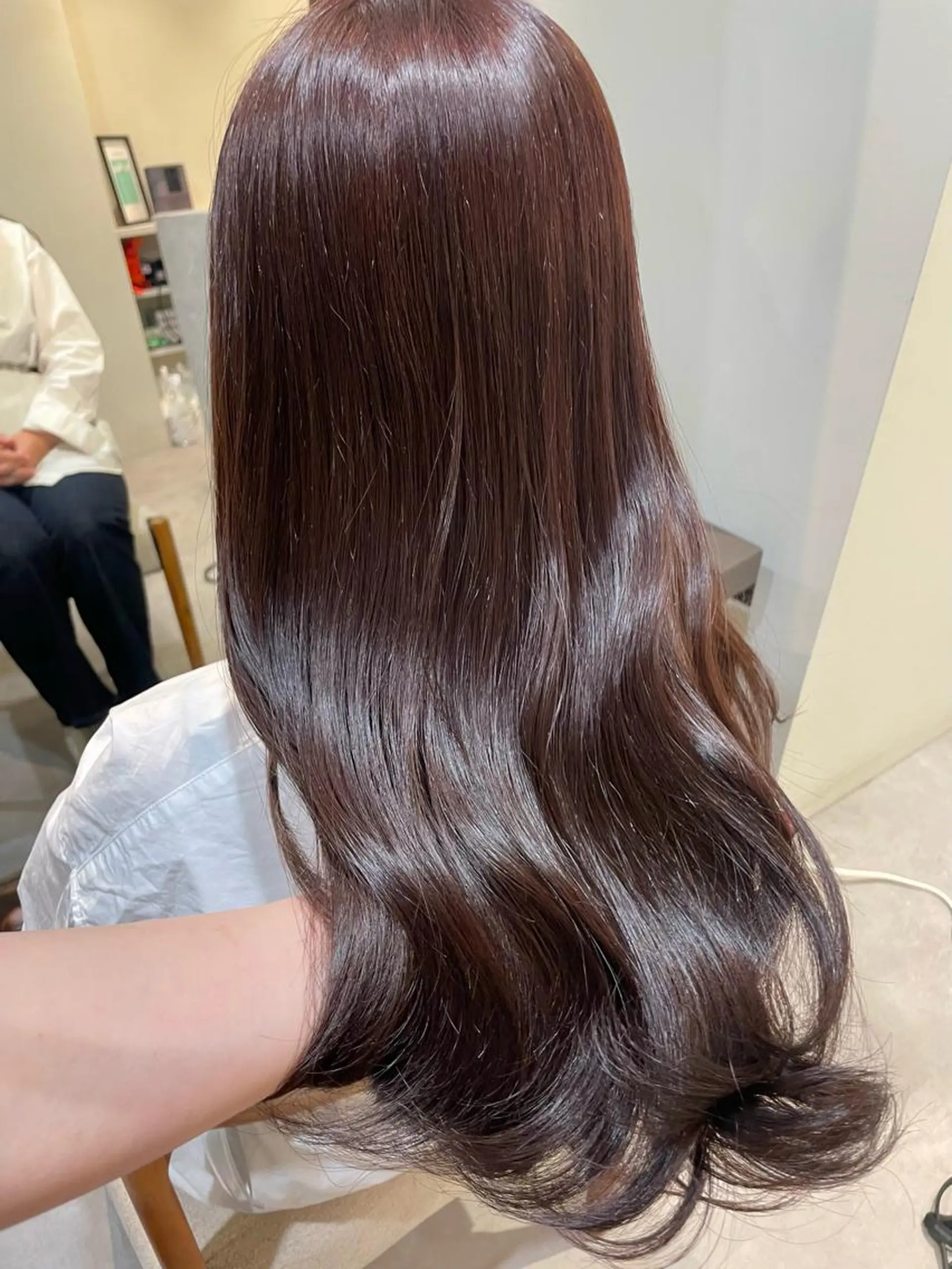 カラー 若月 あやかのヘアスタイル