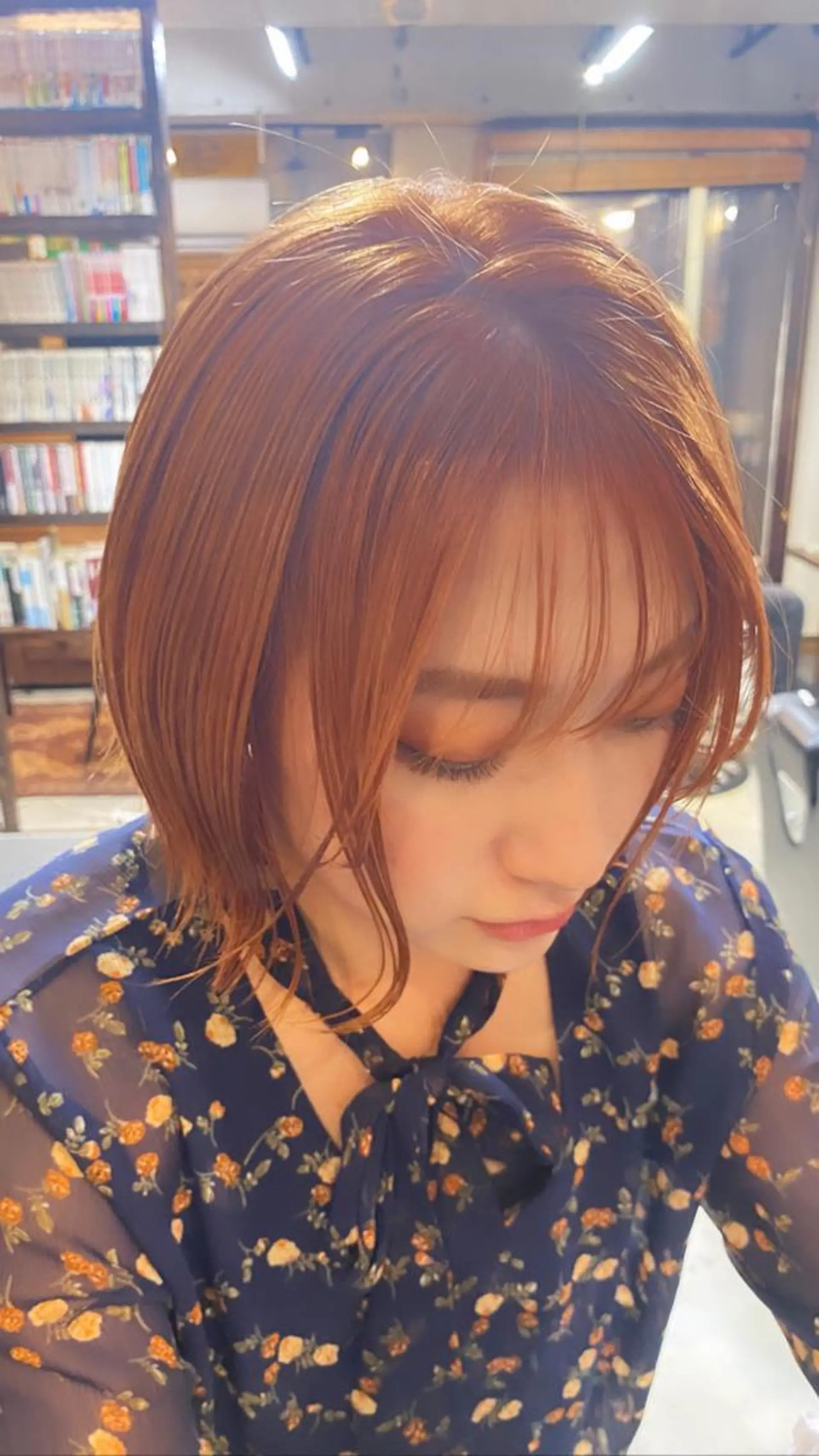 ミディアム カラー ブリーチ オレンジ マツダテホノカ🌼 ボブ・ハイトーン🌼のヘアスタイル