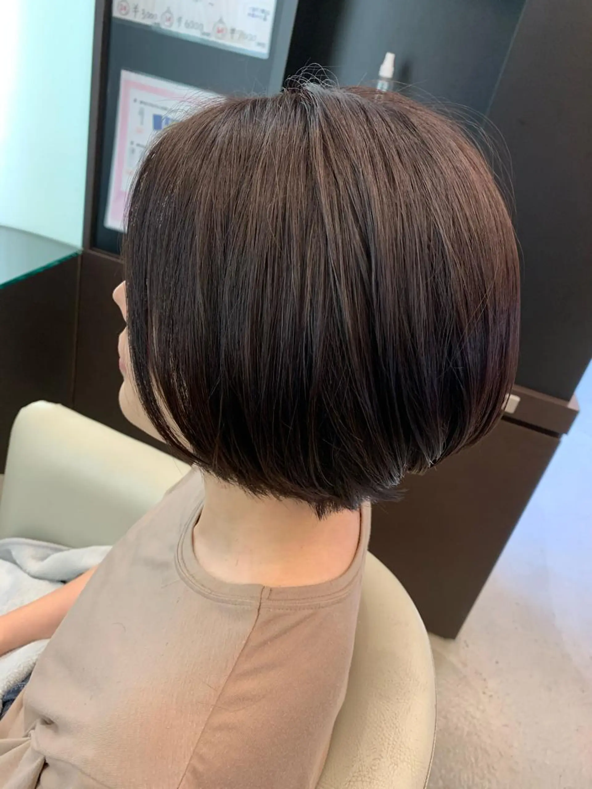 ショート Aya/四条烏丸/ インナーカラーのヘアスタイル