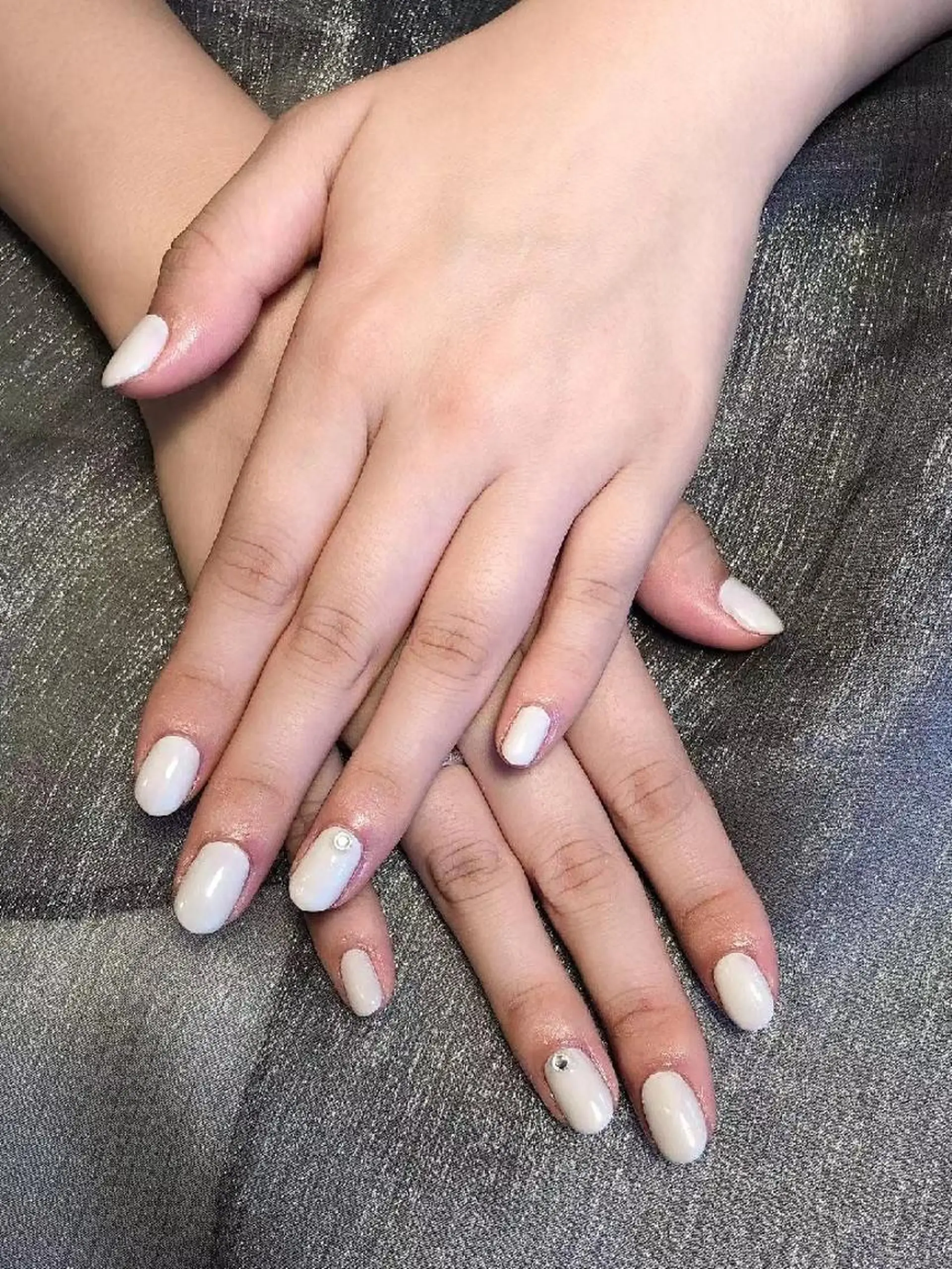 ネイル ハンドネイル ハンドケア ENsalon AKIRAのネイルデザイン