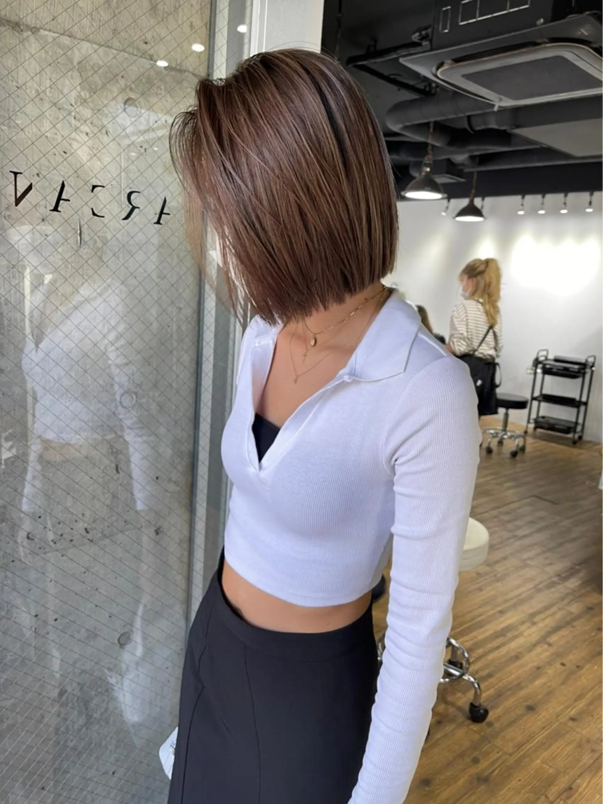 ショート カラー ブリーチ ケアブリーチ デザインカラー ダブルカラー イヤリングカラー ARCANAブリーチ レイヤーカット/原宿のヘアスタイル