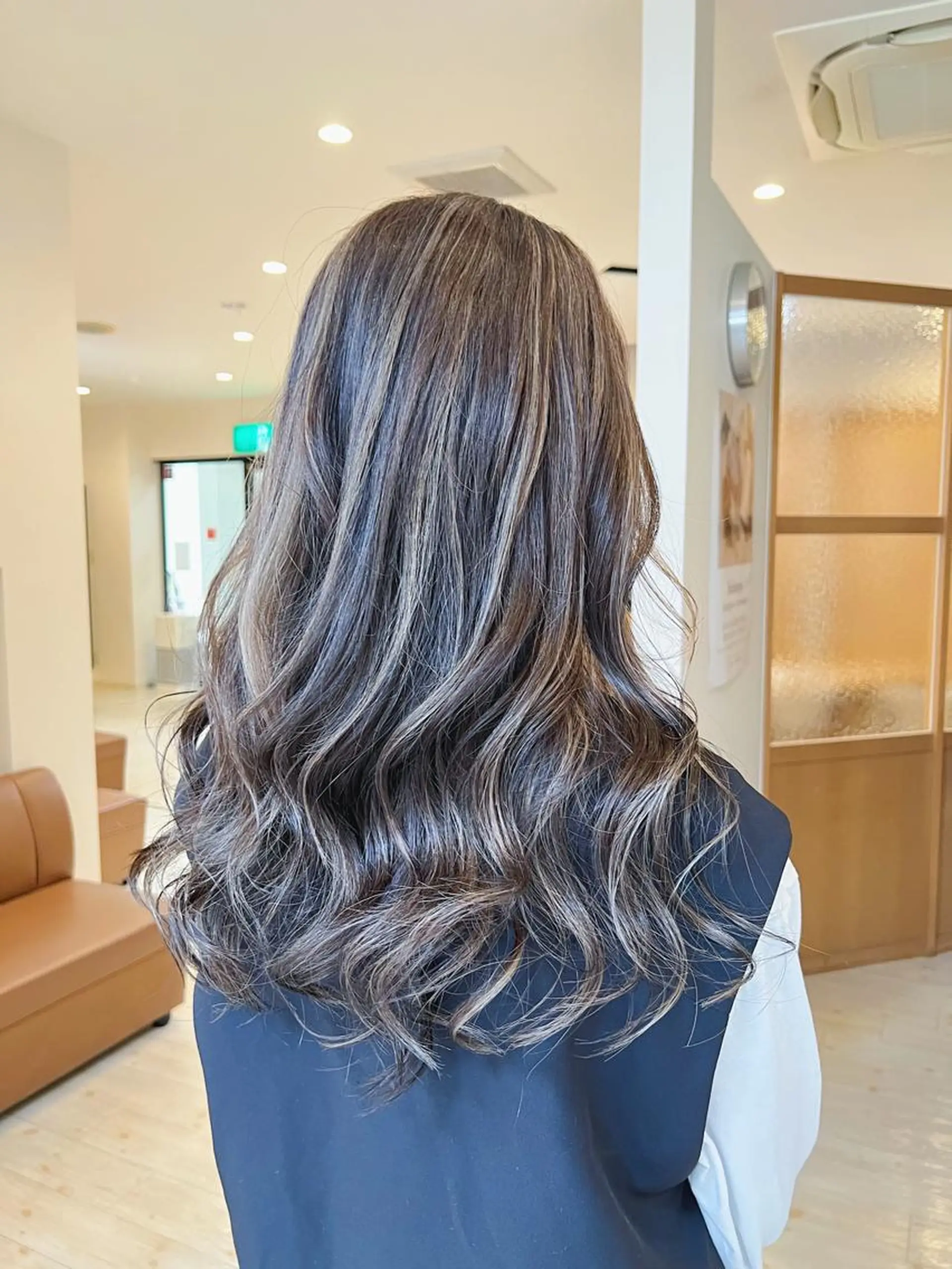 カラー ハイライトカラー ヘアカラー Chere rosso所属・✨頭身浴無料 -chere-金剛店のヘアスタイル