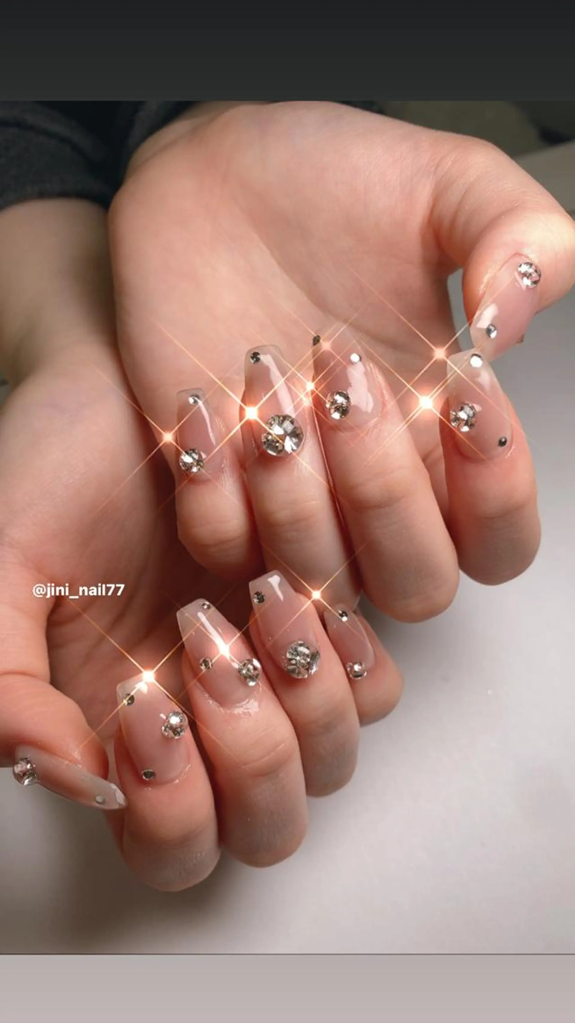 ネイル JINI NAIL所属・ジニ ネイルのネイルデザイン