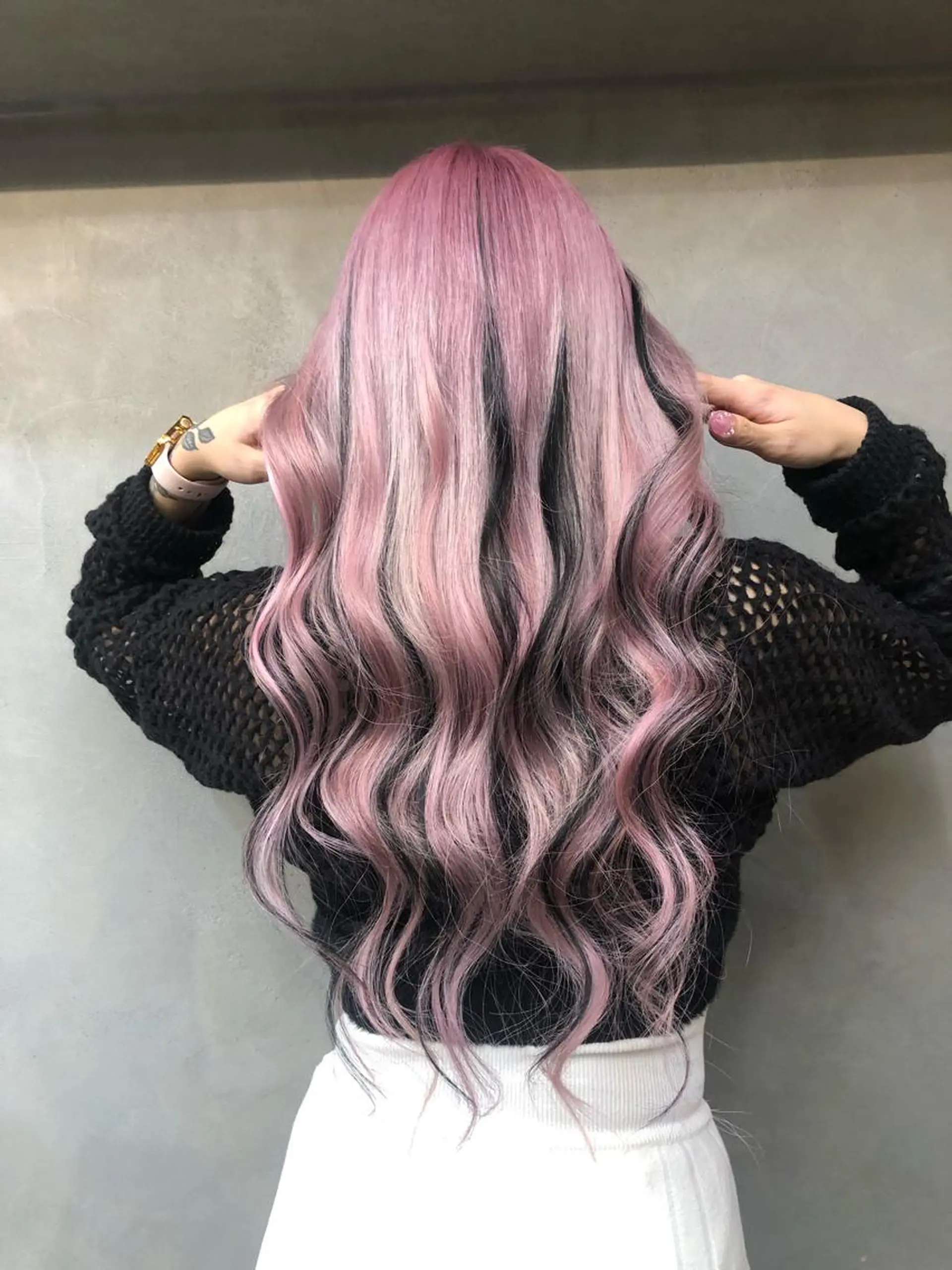 ロング シールエクステ エクステ rollen所属・美魔女 美容師NAOのヘアスタイル