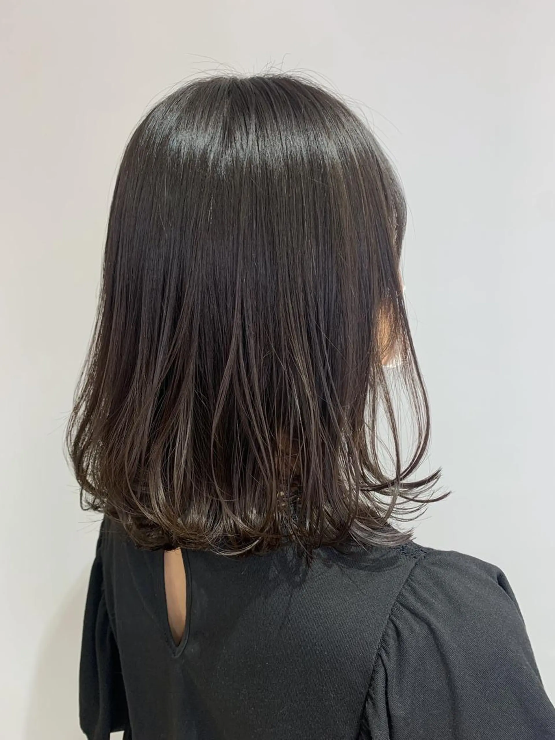 ミディアム カラー ヘアカラー トリートメント 近藤千翔🩵 髪質改善Periodのエステ・リラクイメージ