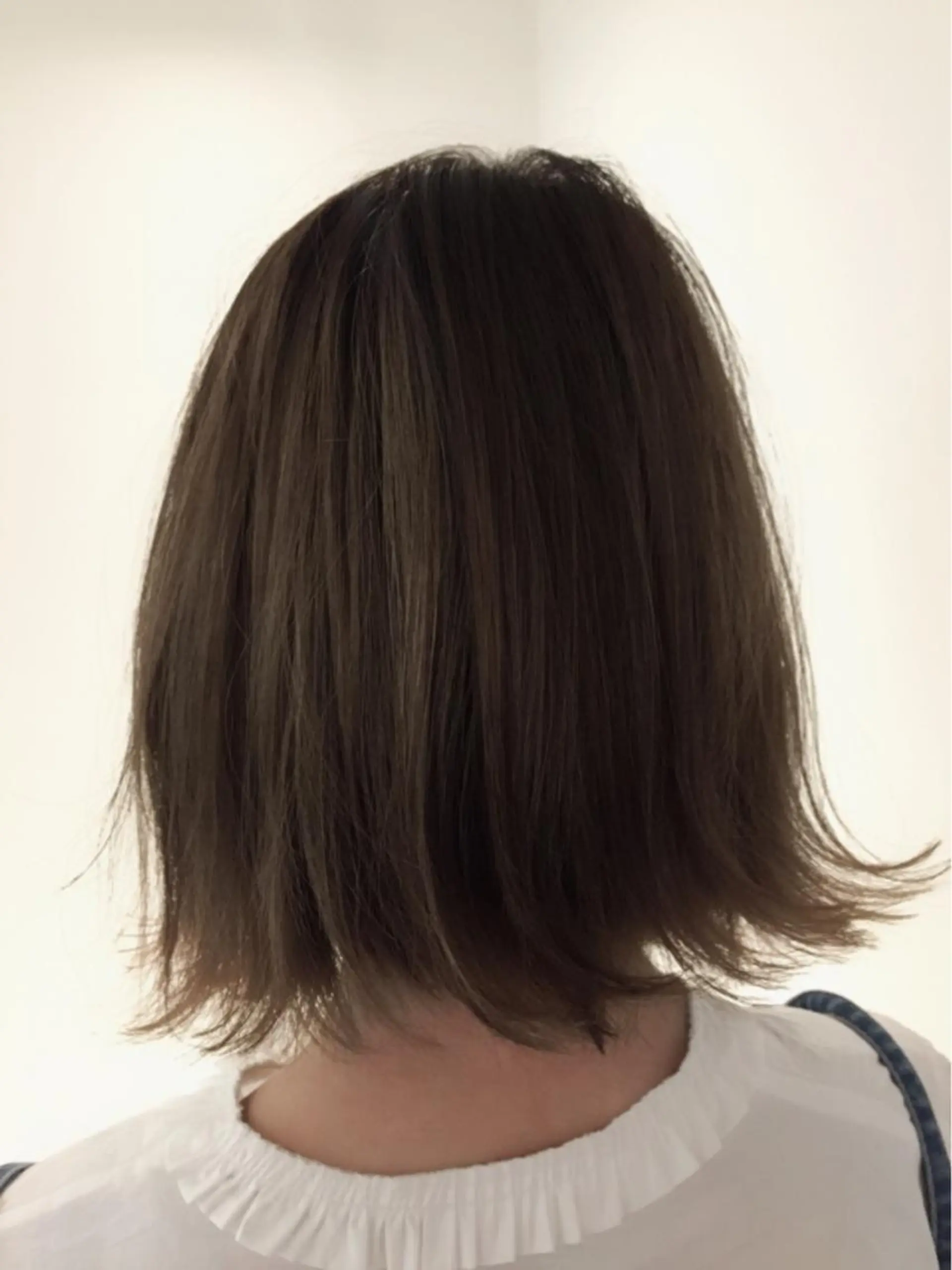 ミディアム カラー パーマ ヘアアレンジ 透明感カラー グレージュ ボブ 外ハネヘア カット ヘアカラー トリートメント ヘアセット ✨ハイクオリティ✨ 山本香也のヘアスタイル