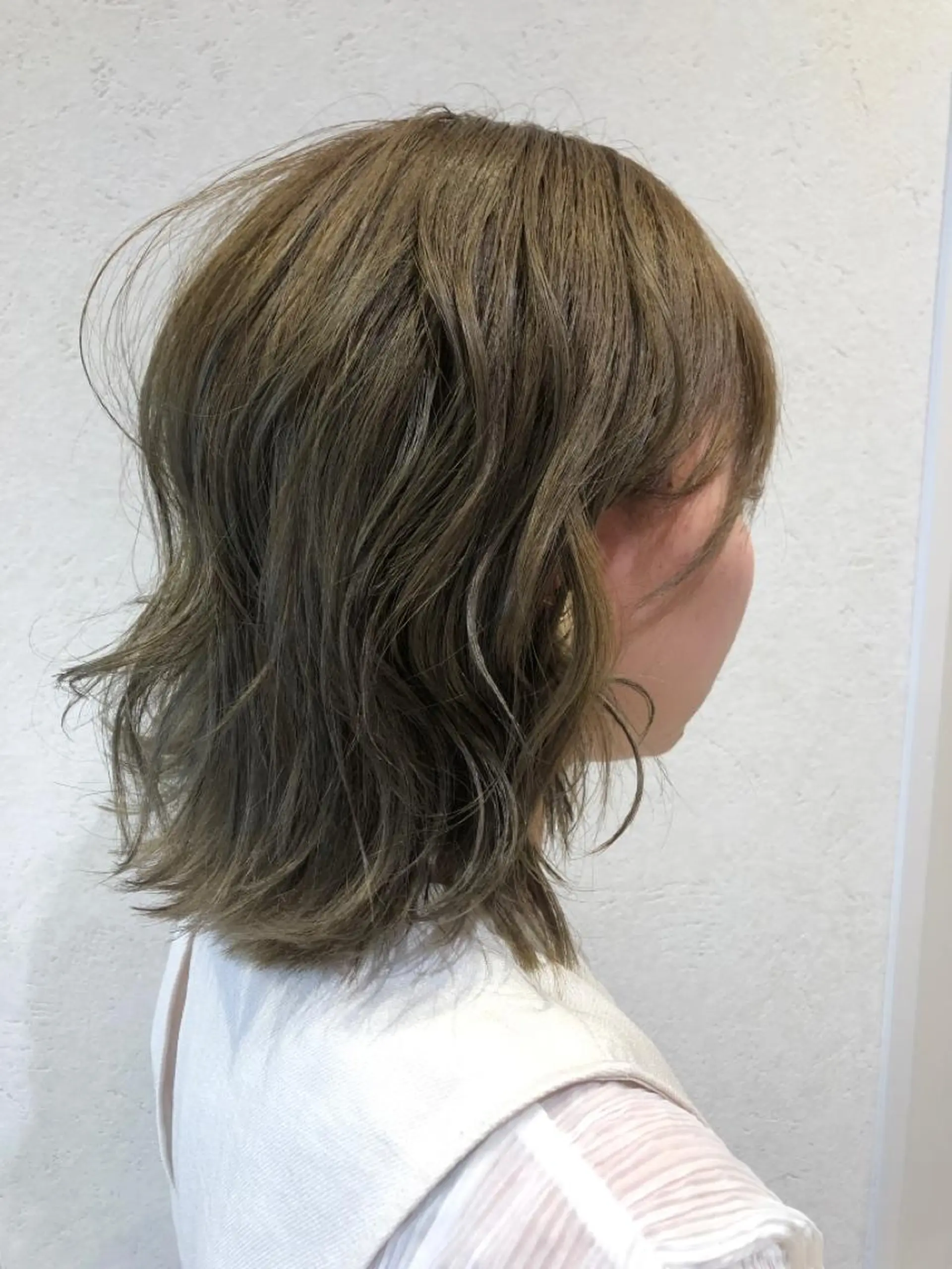 ミディアム カラー 似合わせ レイヤー須川のヘアスタイル