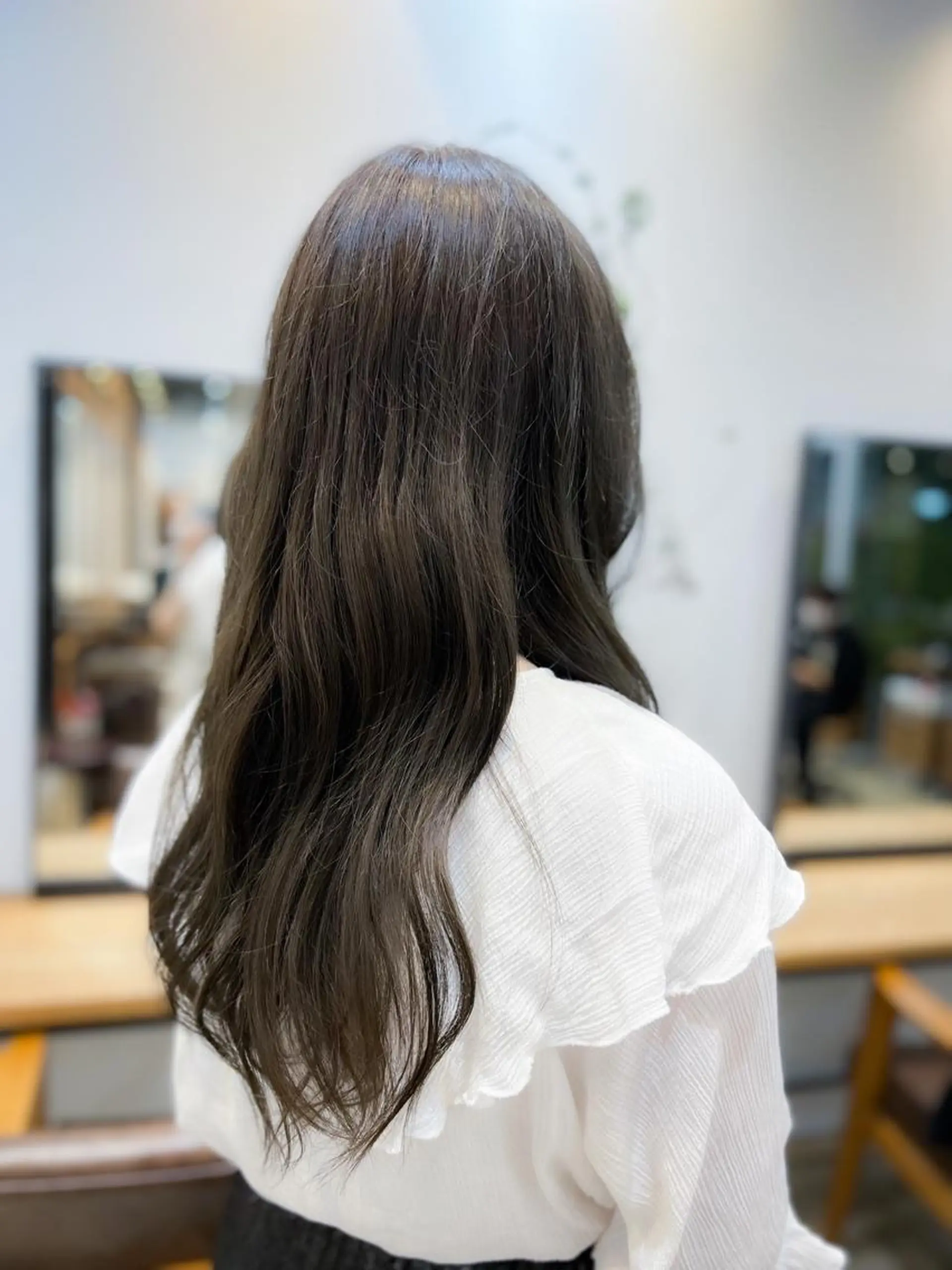 ロング カラー グレージュ BEAUTY GENE professional　越谷レイクタウン店所属・篠宮 杏珠のマツエク・マツパデザイン