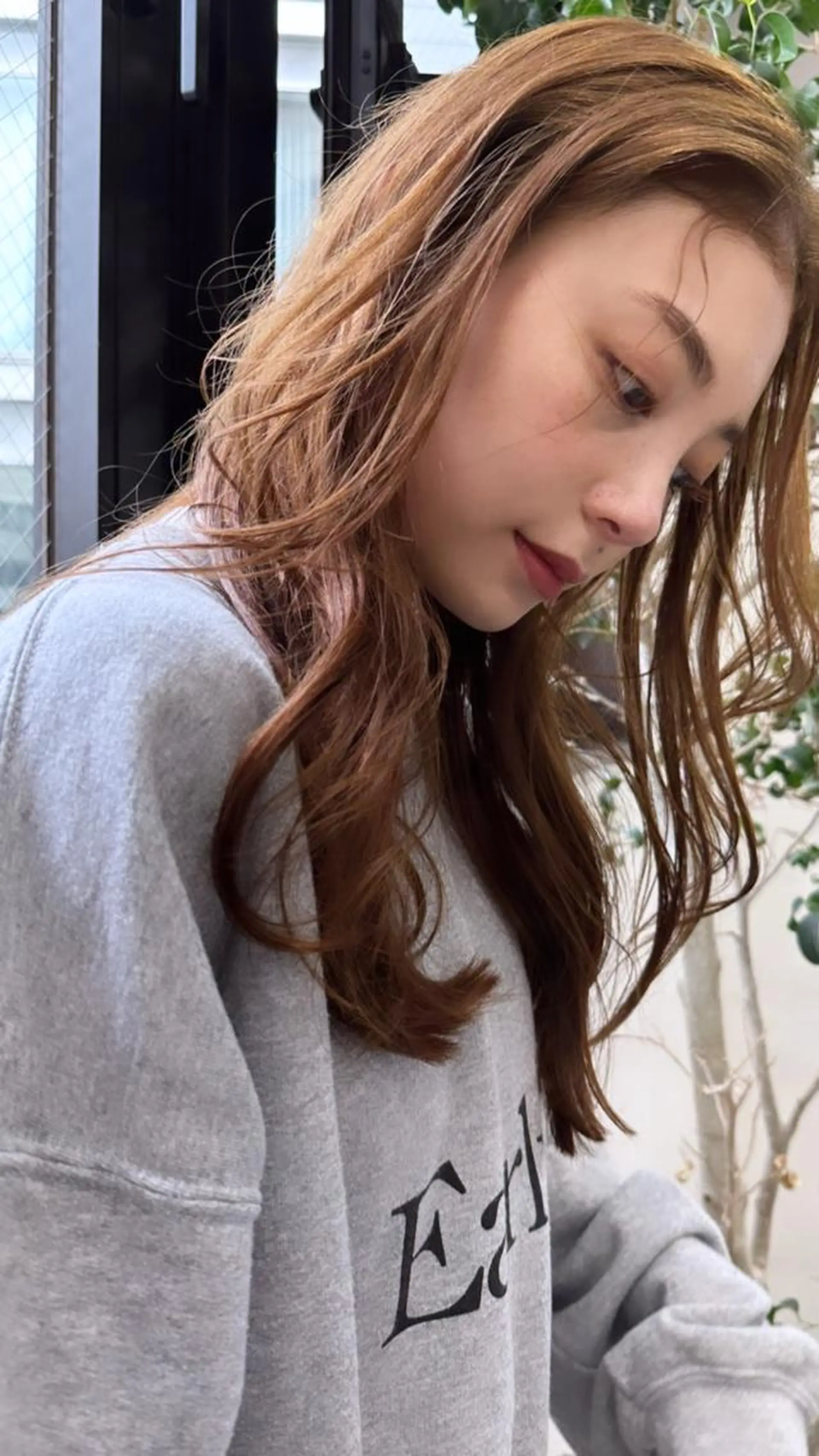 ミディアム カット ヘアカラー トリートメント Rico / bob/グレージュのヘアスタイル