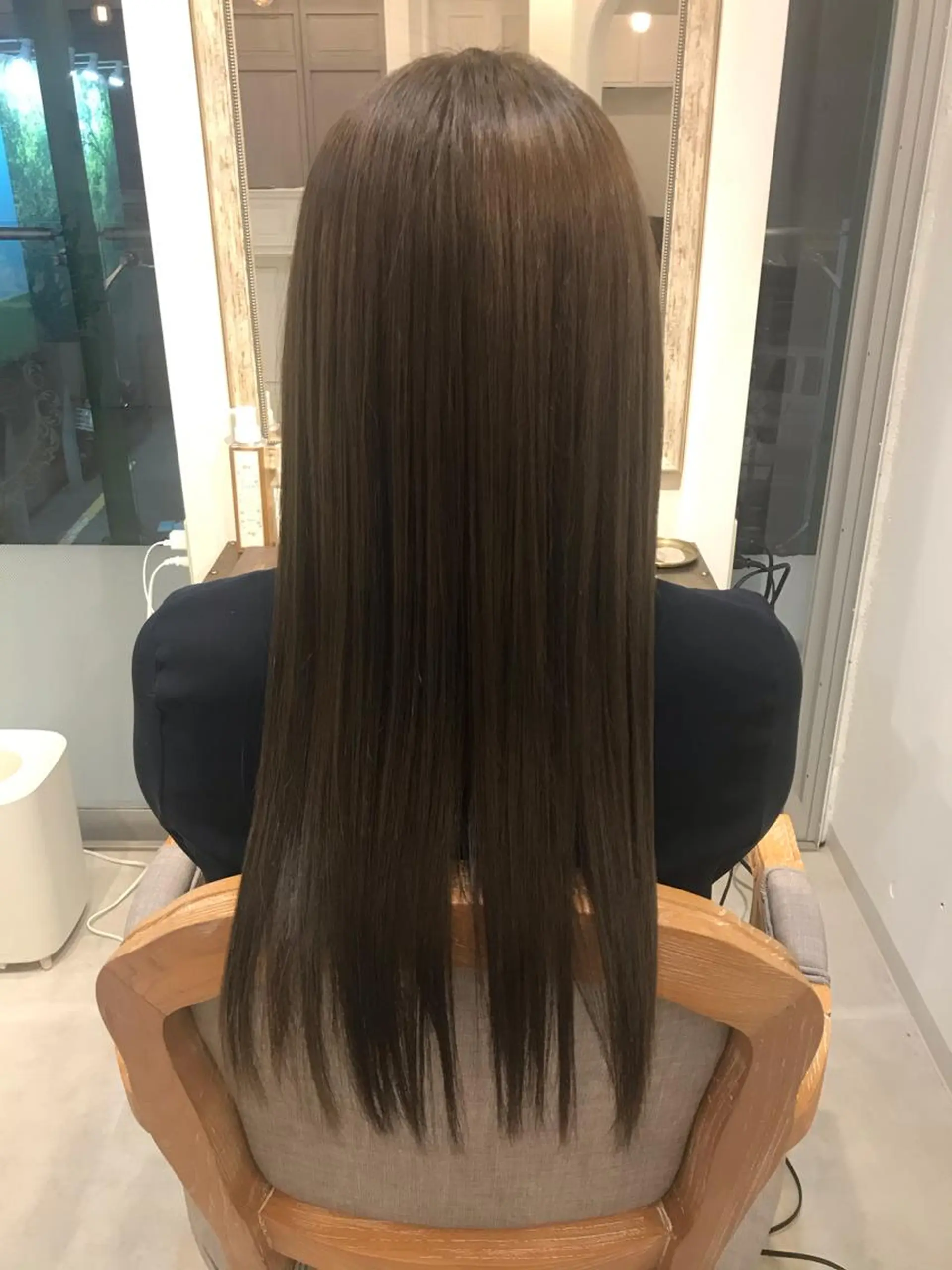 ロング カラー Natural所属・小柳 公邦のヘアスタイル