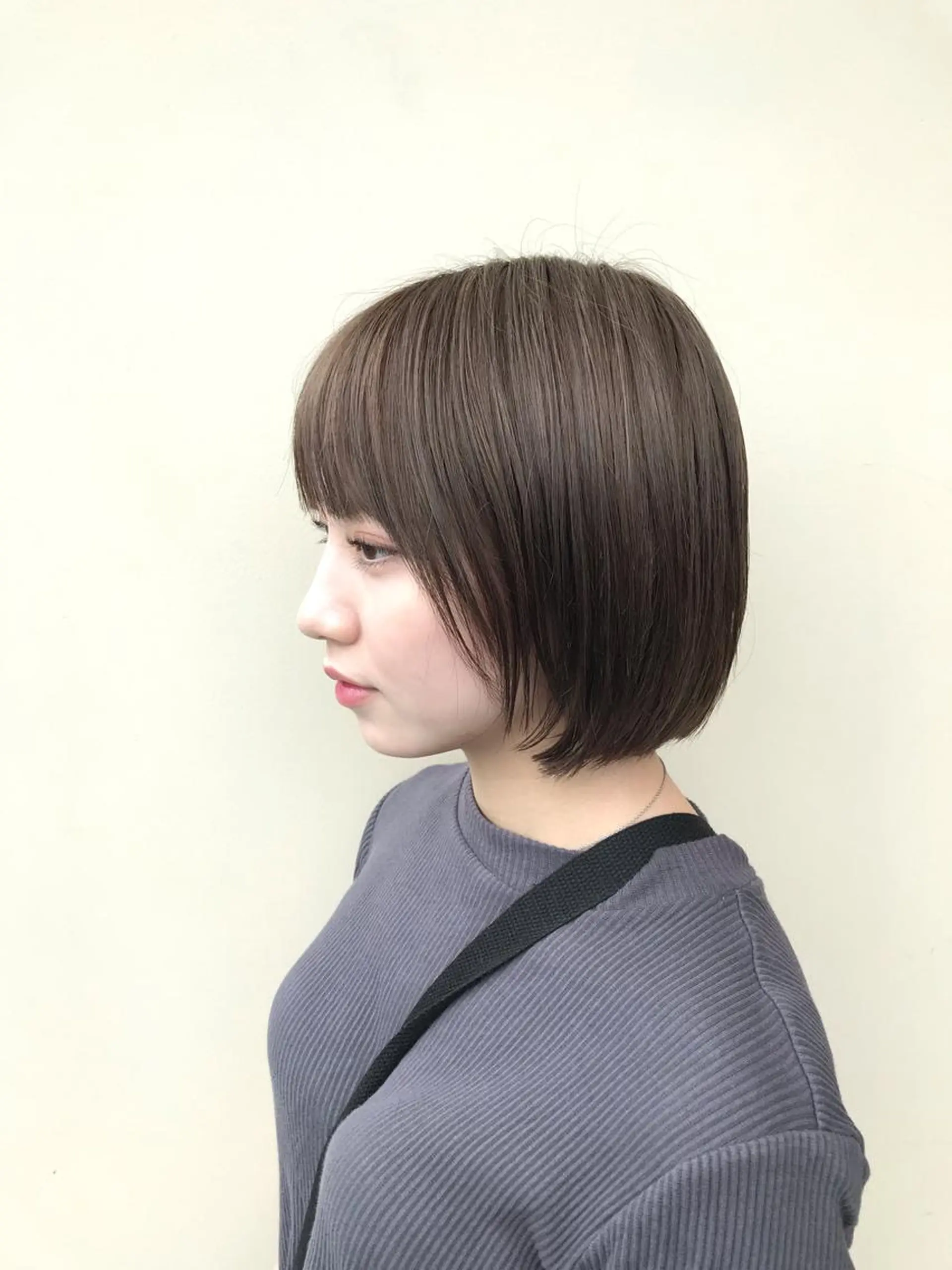 ショート カラー 伊奈 航平のヘアスタイル