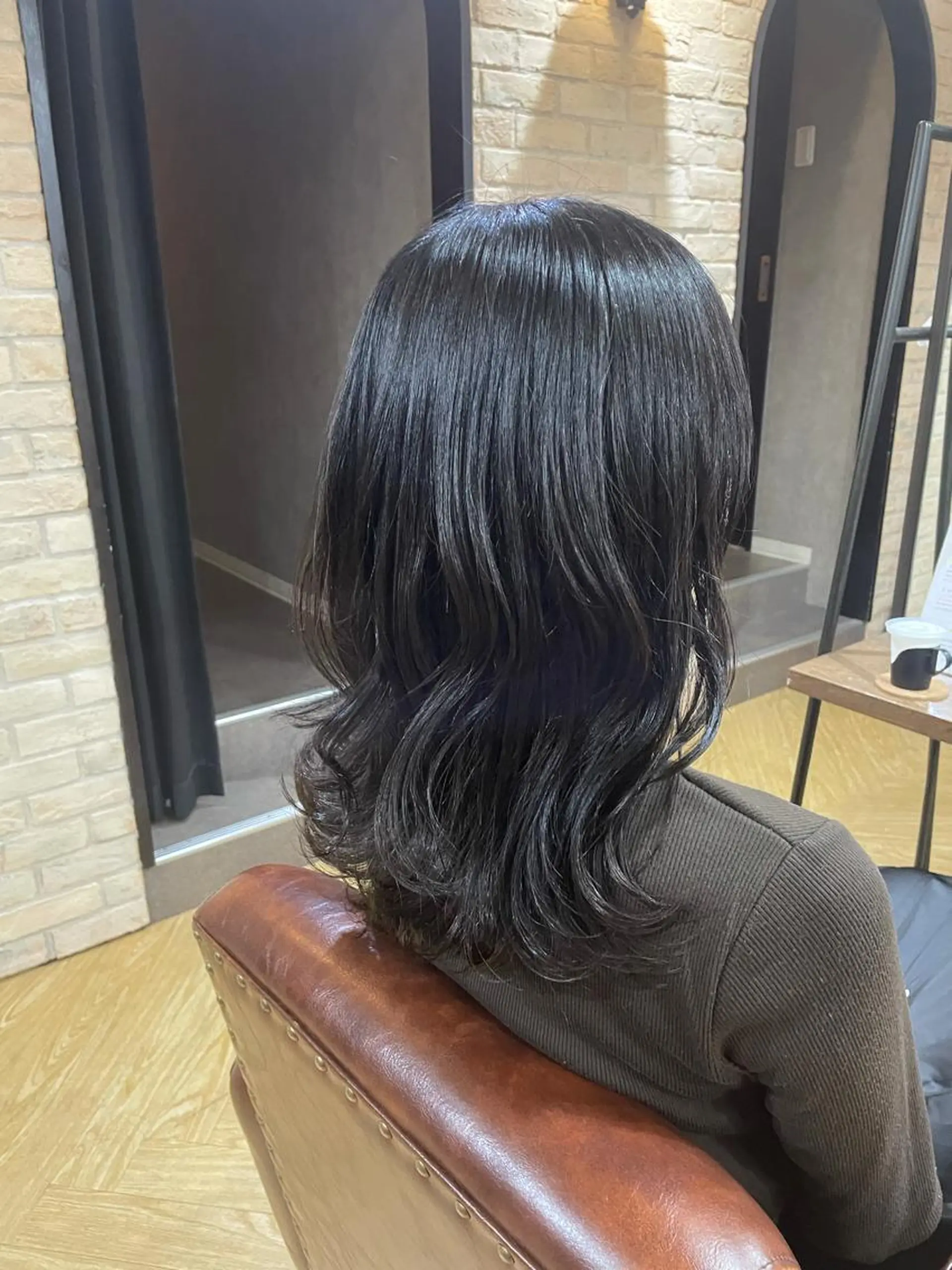 カラー MIKU ナチュラルヘア✂️✨のヘアスタイル