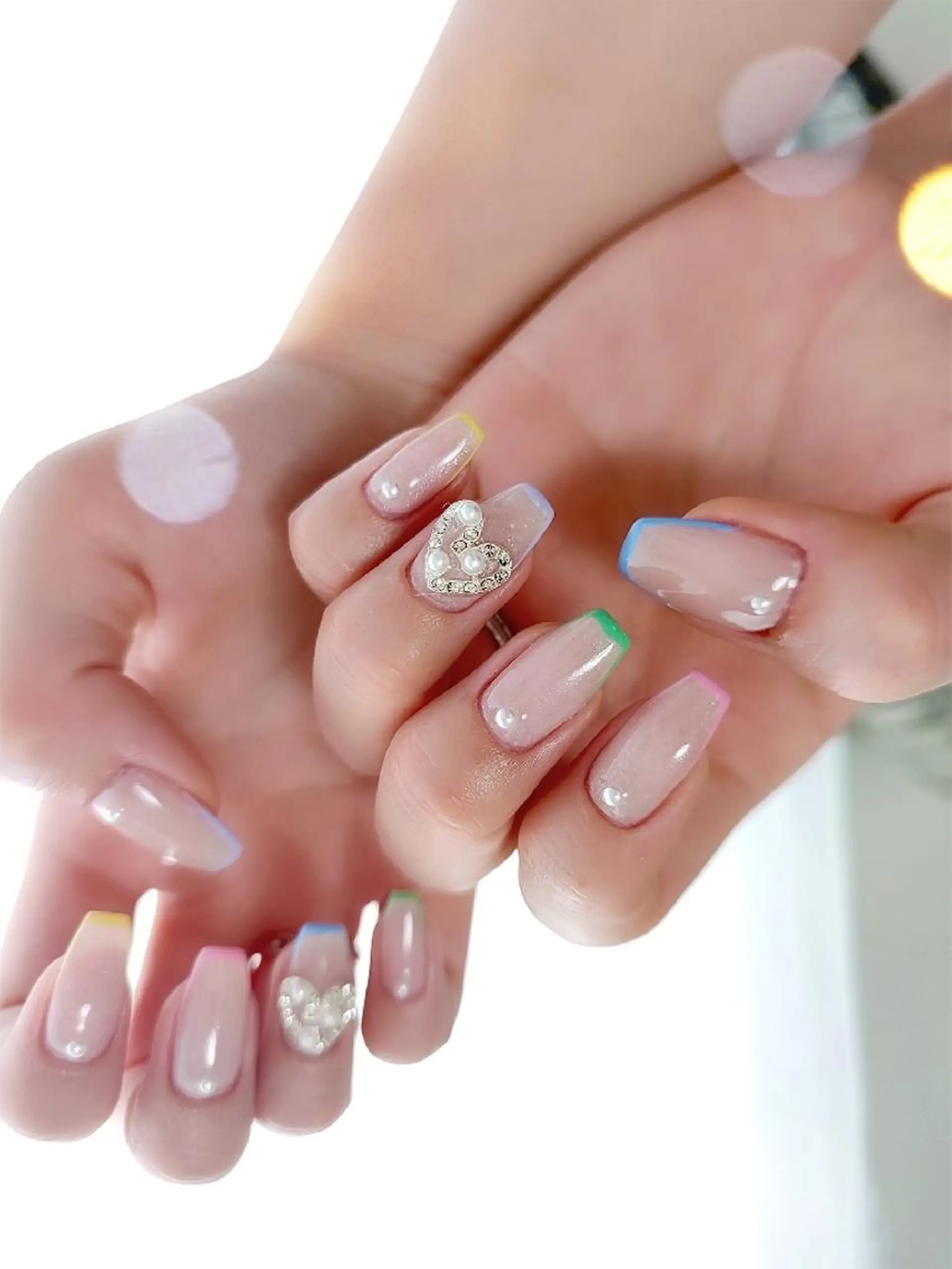 ネイル フレンチネイル ハンドネイル RUNWAY 　　の眉毛・アイブロウイメージ