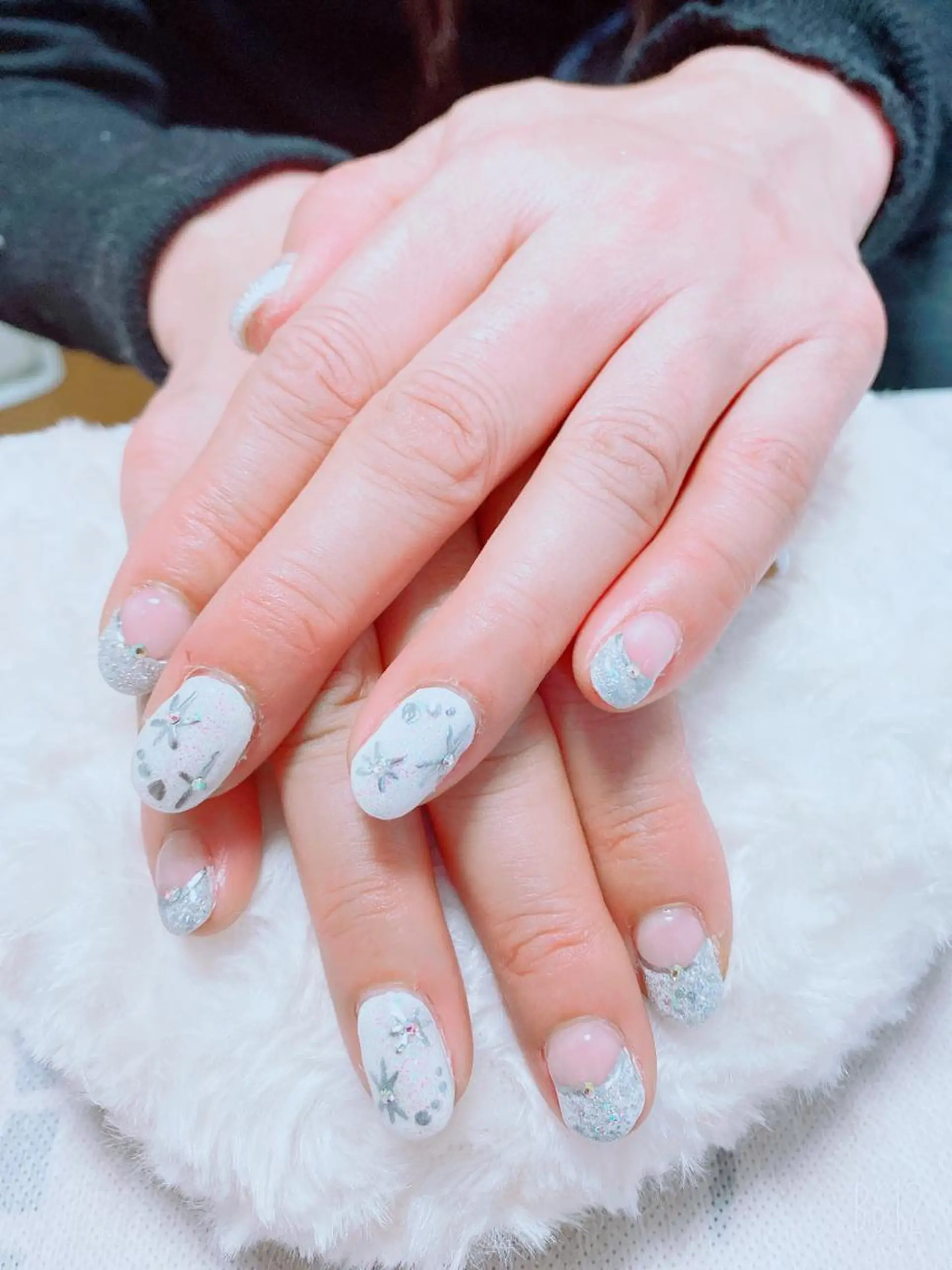 ネイル The Best Beauty受付担当のヘアスタイル