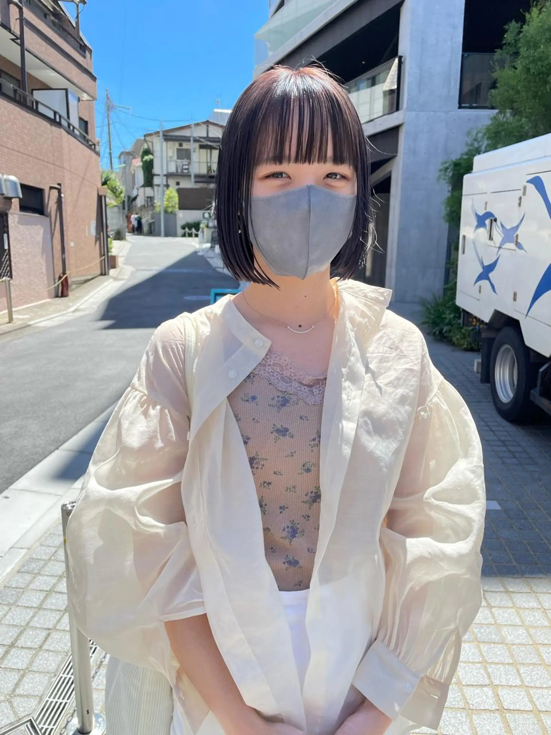 ショート カラー ダークグレー ダークグレージュ グレージュ ボブ カット ヘアカラー トリートメント パーマ/透明感カラー /ボブ/吉田一生のヘアスタイル