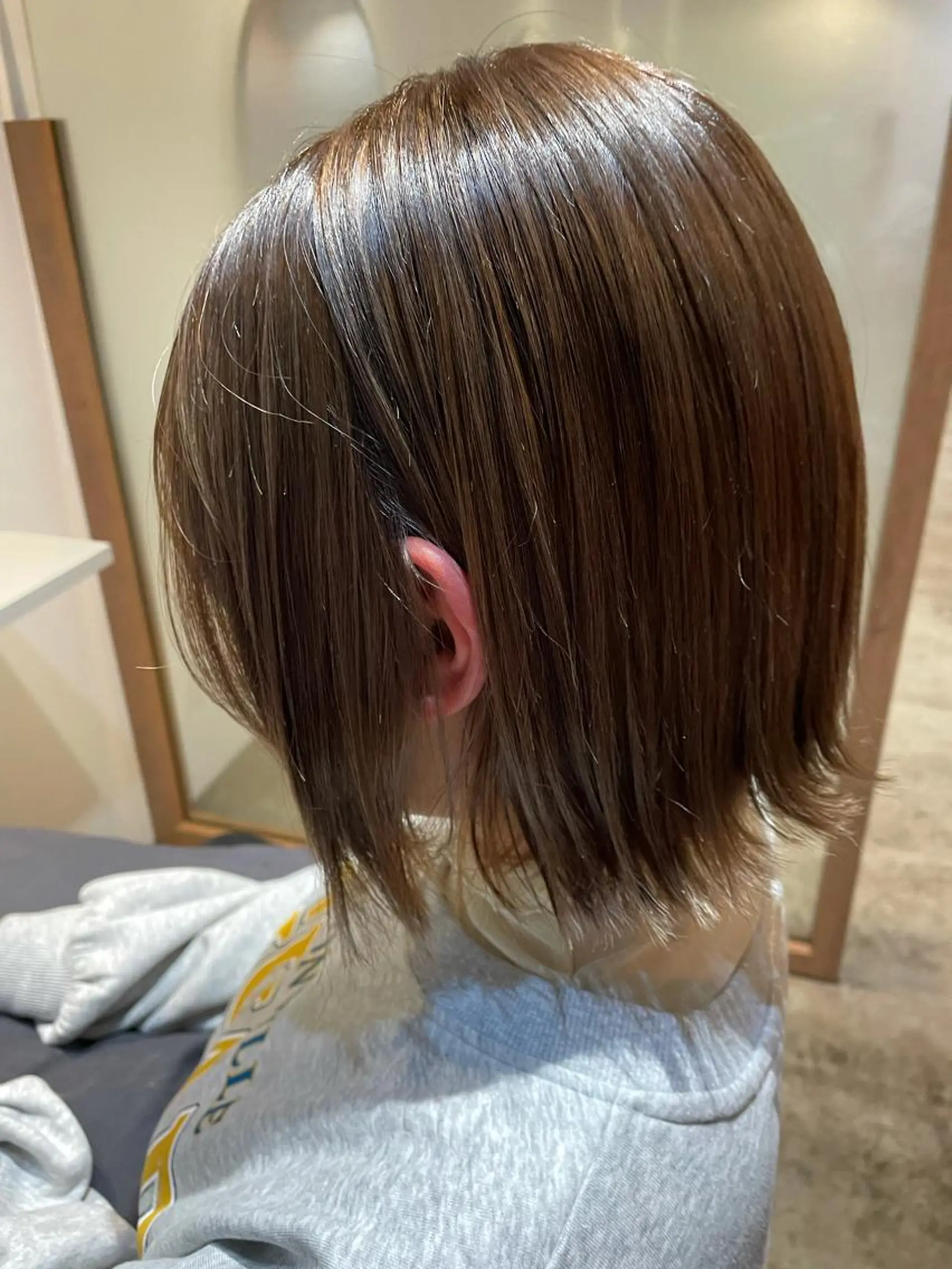 ミディアム カラー ベージュカラー ブリーチ ハイライトカラー ミルクティーベージュ ハイライト ヘアカラー 中目黒🌼 🌼ハナのヘアスタイル