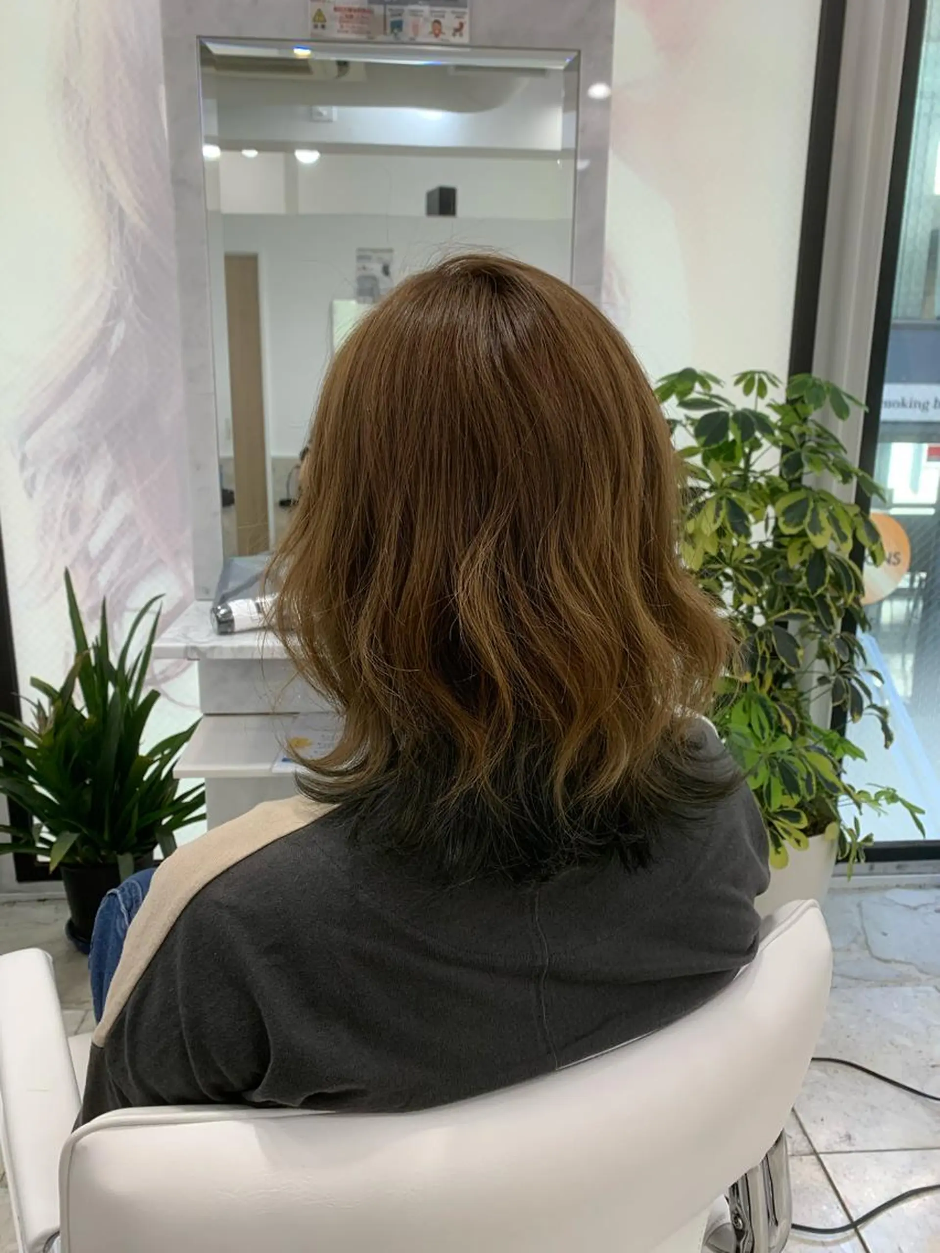 ミディアム カラー ベージュカラー ミルクティーベージュ 相武台ショート特化 💐川崎希💐のヘアスタイル