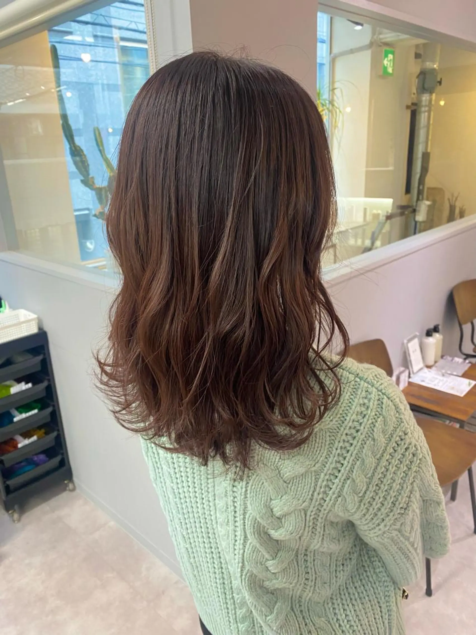 セミロング カラー きよはらちさき🍑 柔らかカラー🌱🫧のヘアスタイル