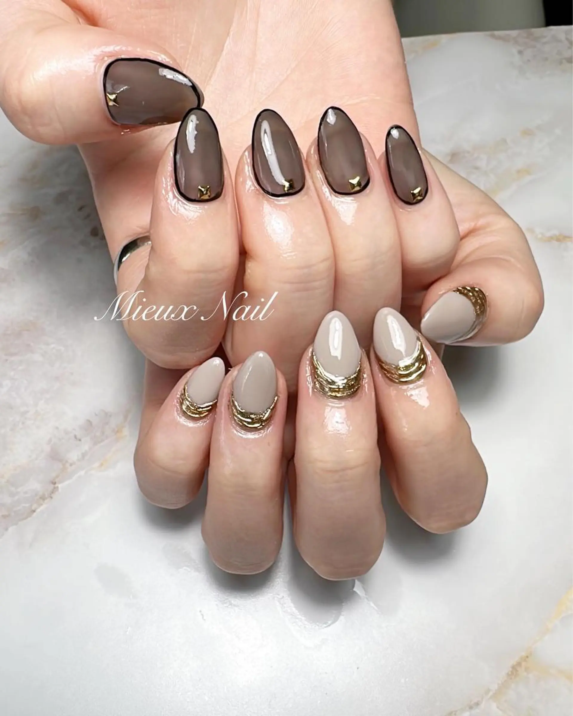 ネイル ブルー ミラーネイル ニュアンスネイル オフィスネイル ハンドネイル 市川 麻衣子のネイルデザイン