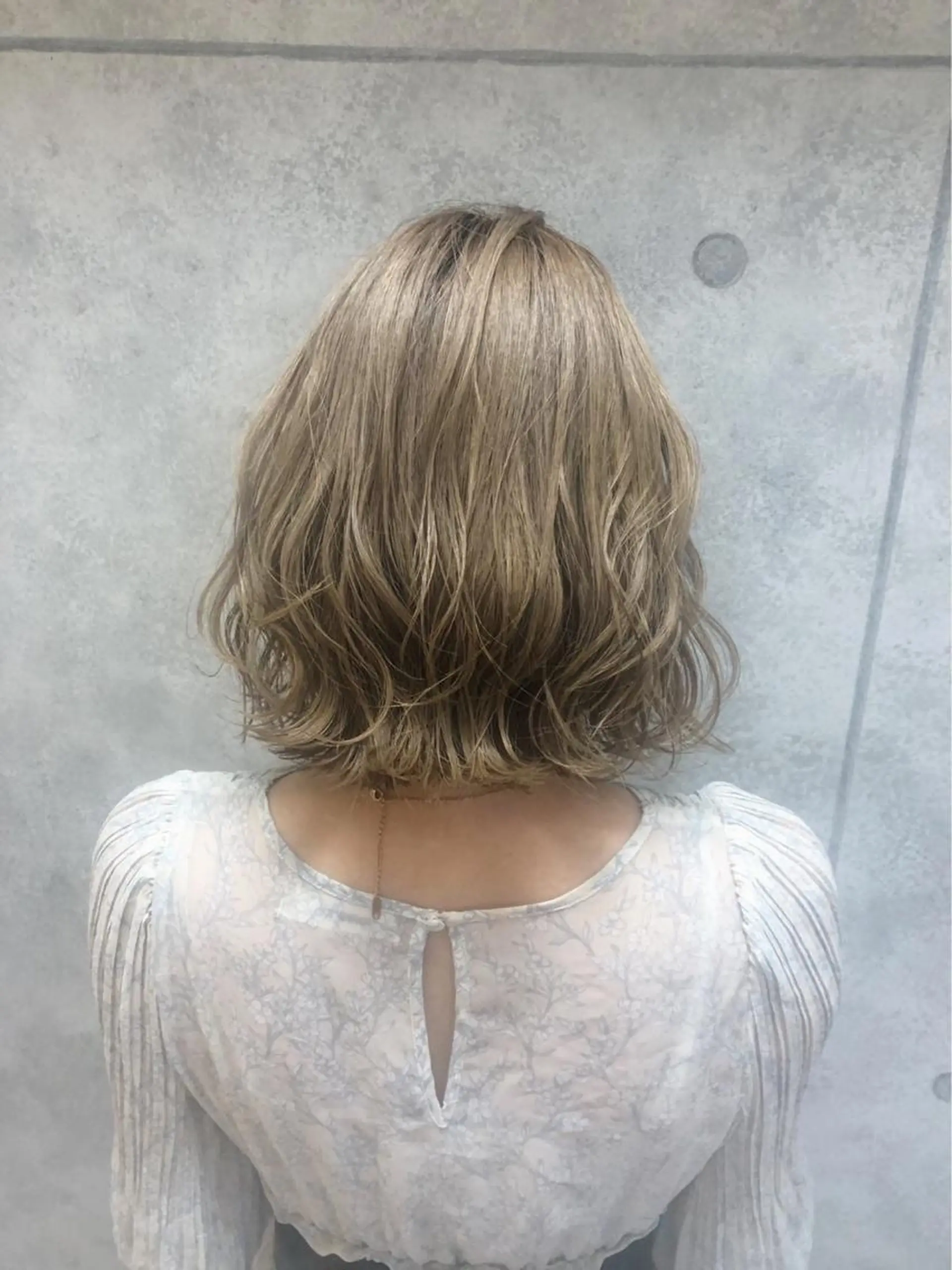 ミディアム カラー マツエクモデル 安藤裕子の眉毛・アイブロウイメージ