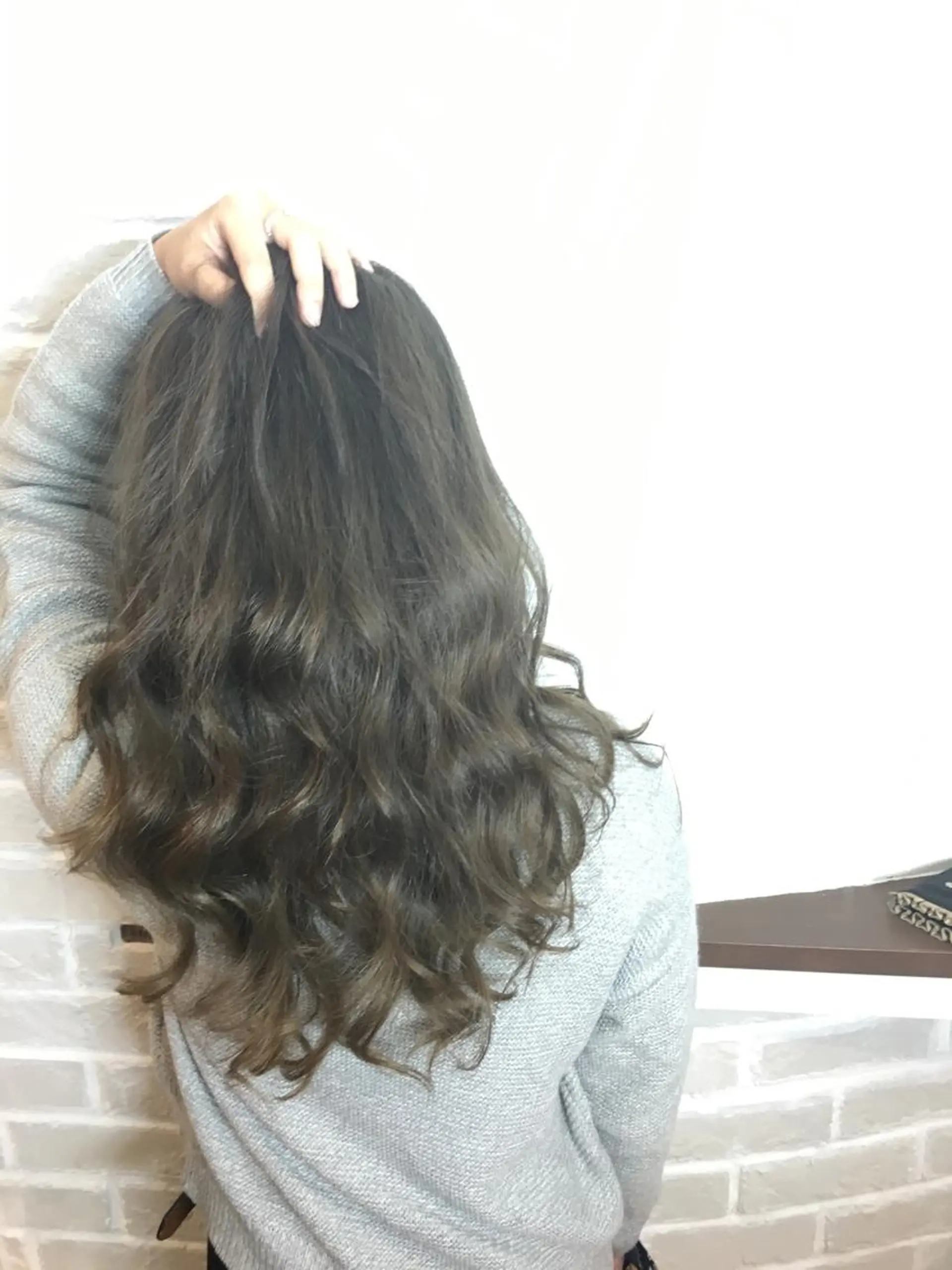 ロング ヘアカラー トリートメント トレヴァー デルチザンのヘアスタイル