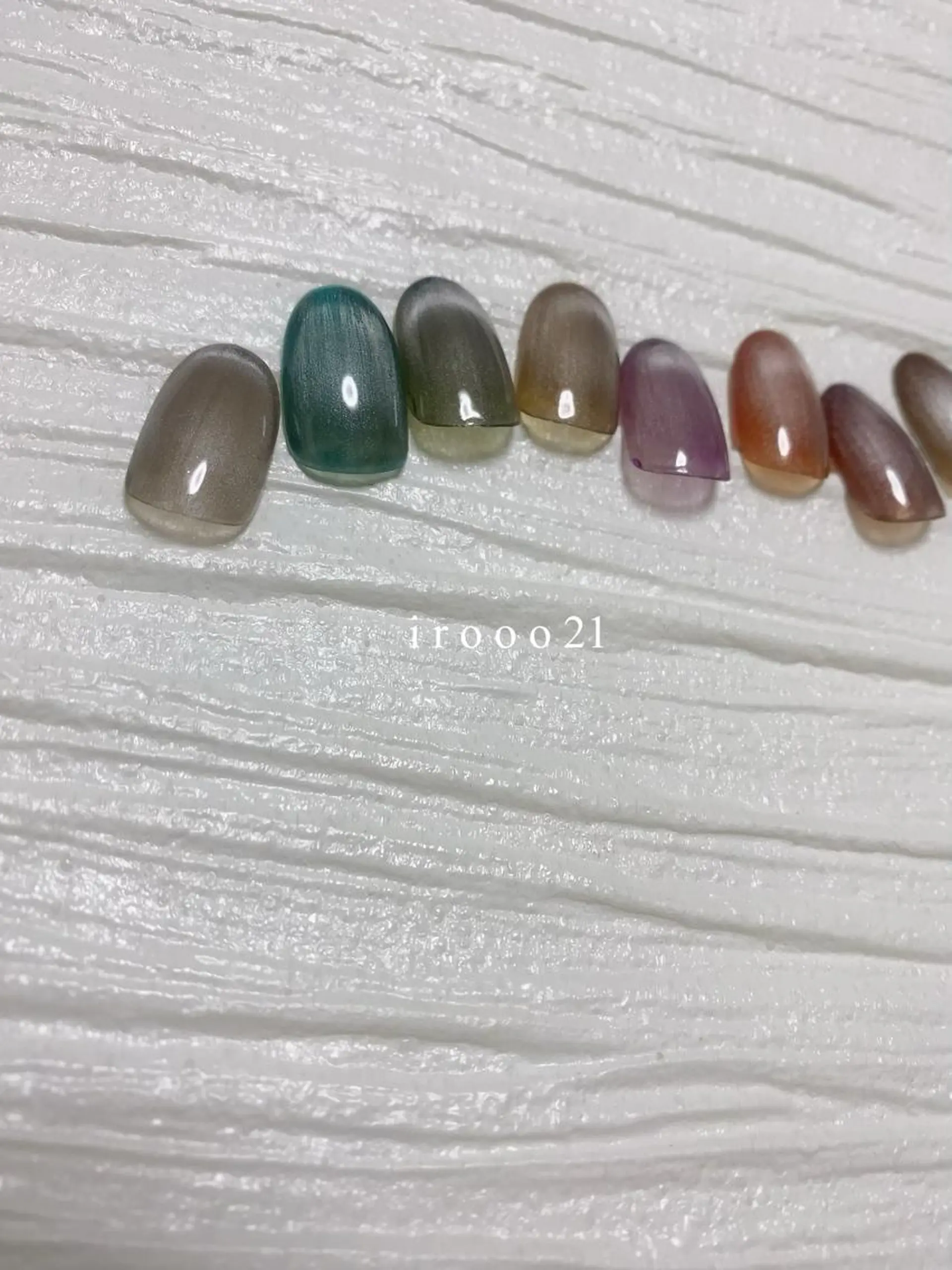 ネイル マグネットネイル ハンドネイル irooo 21のネイルデザイン