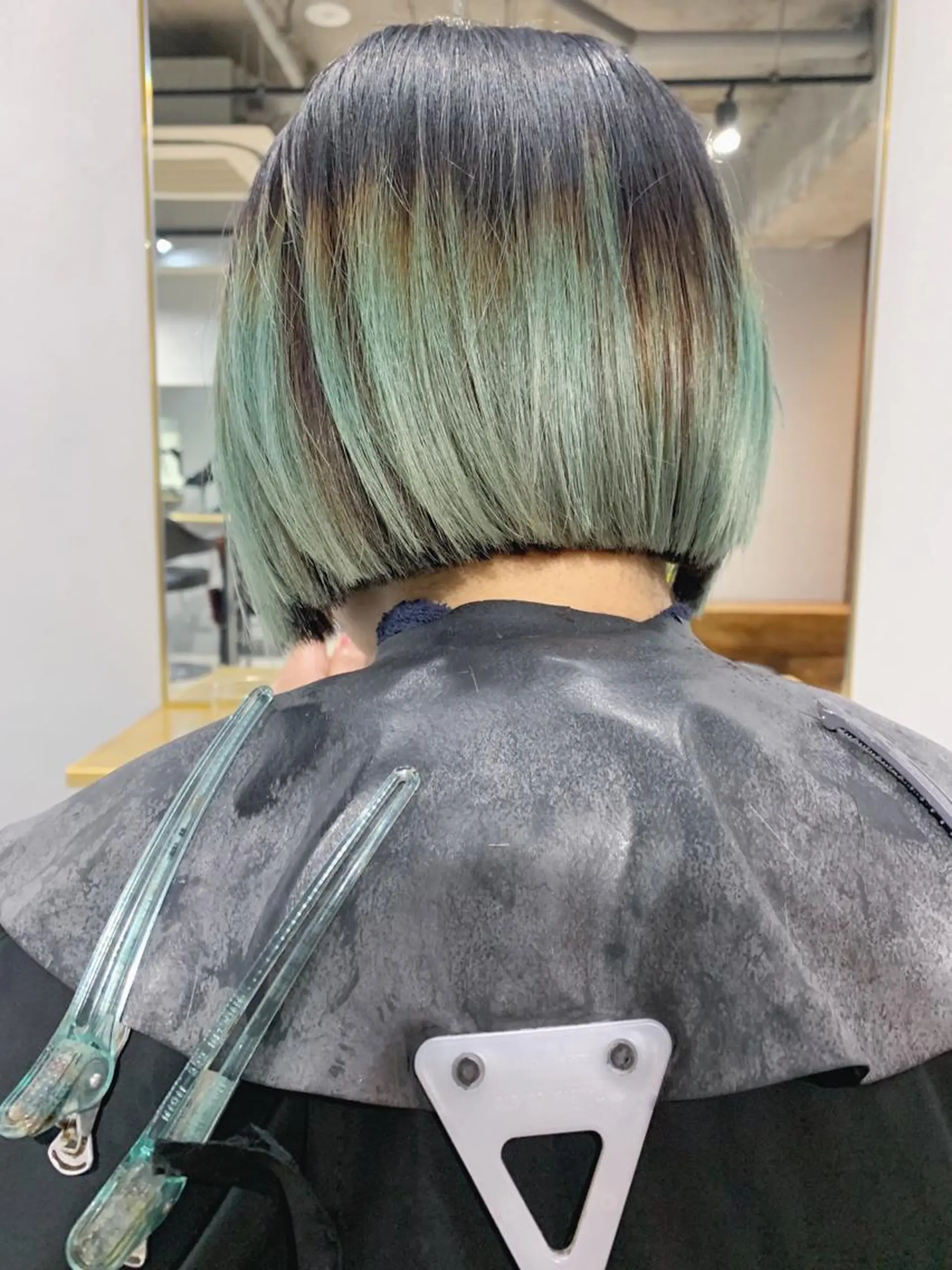 ショート カラー ボブパーマコテ巻き風 パーマNo1深江秀平のヘアスタイル