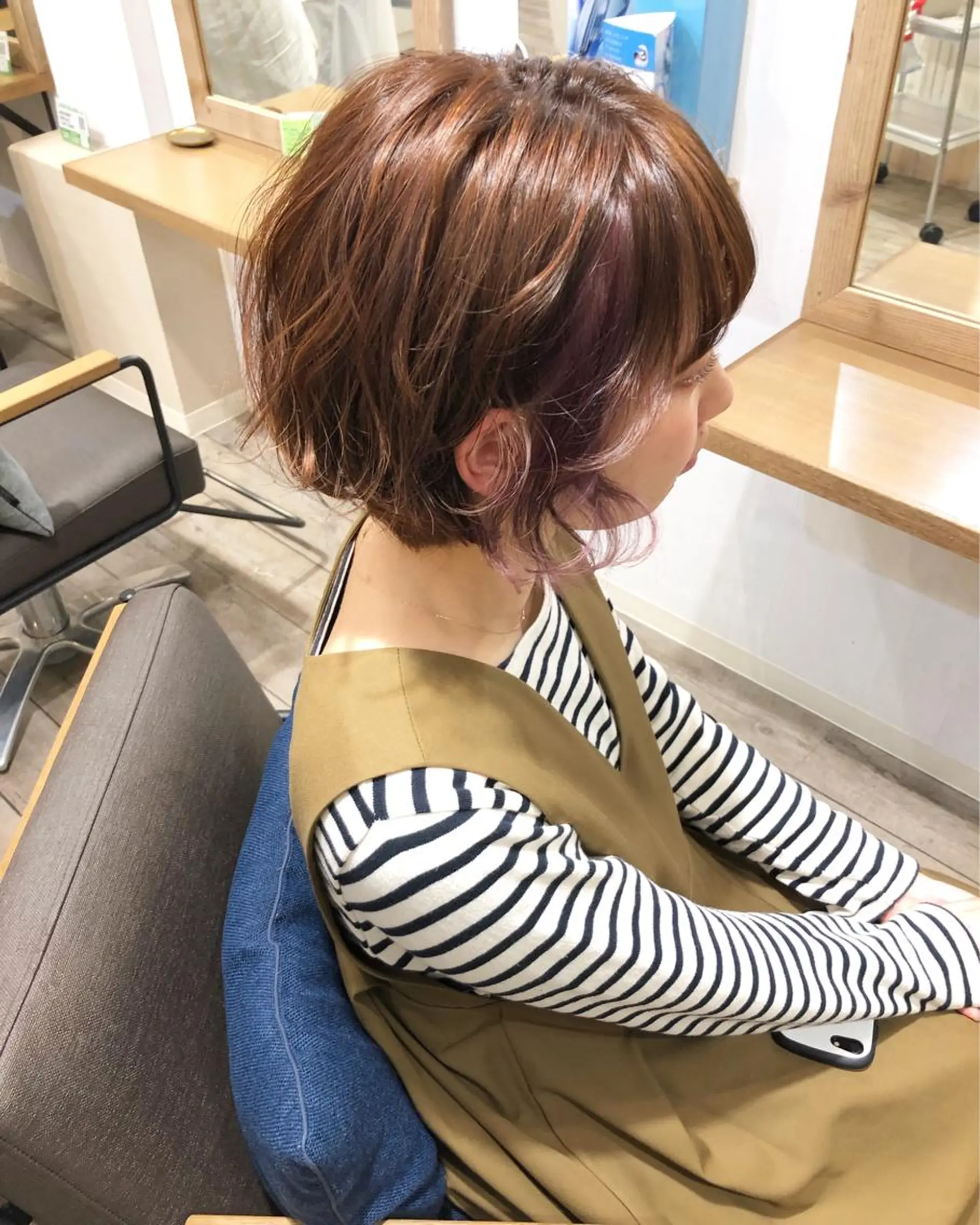 ショート カラー ヘアアレンジ ベージュカラー ハイライトカラー インナーカラー オレンジ オレンジベージュ カット ヘアカラー トリートメント 顔周りcut・ご相談 ＝新宿しずく🇰🇷のヘアスタイル