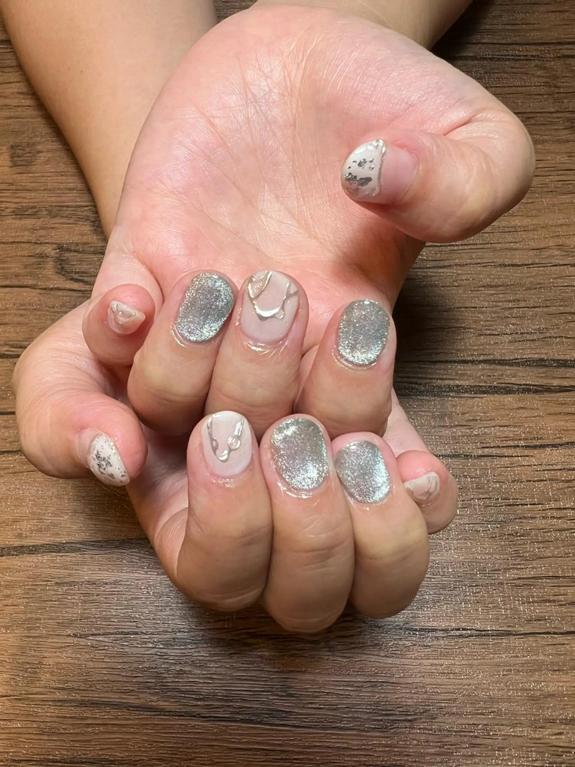 ネイル 持ち込み HENRIETTA NAILSALONのネイルデザイン