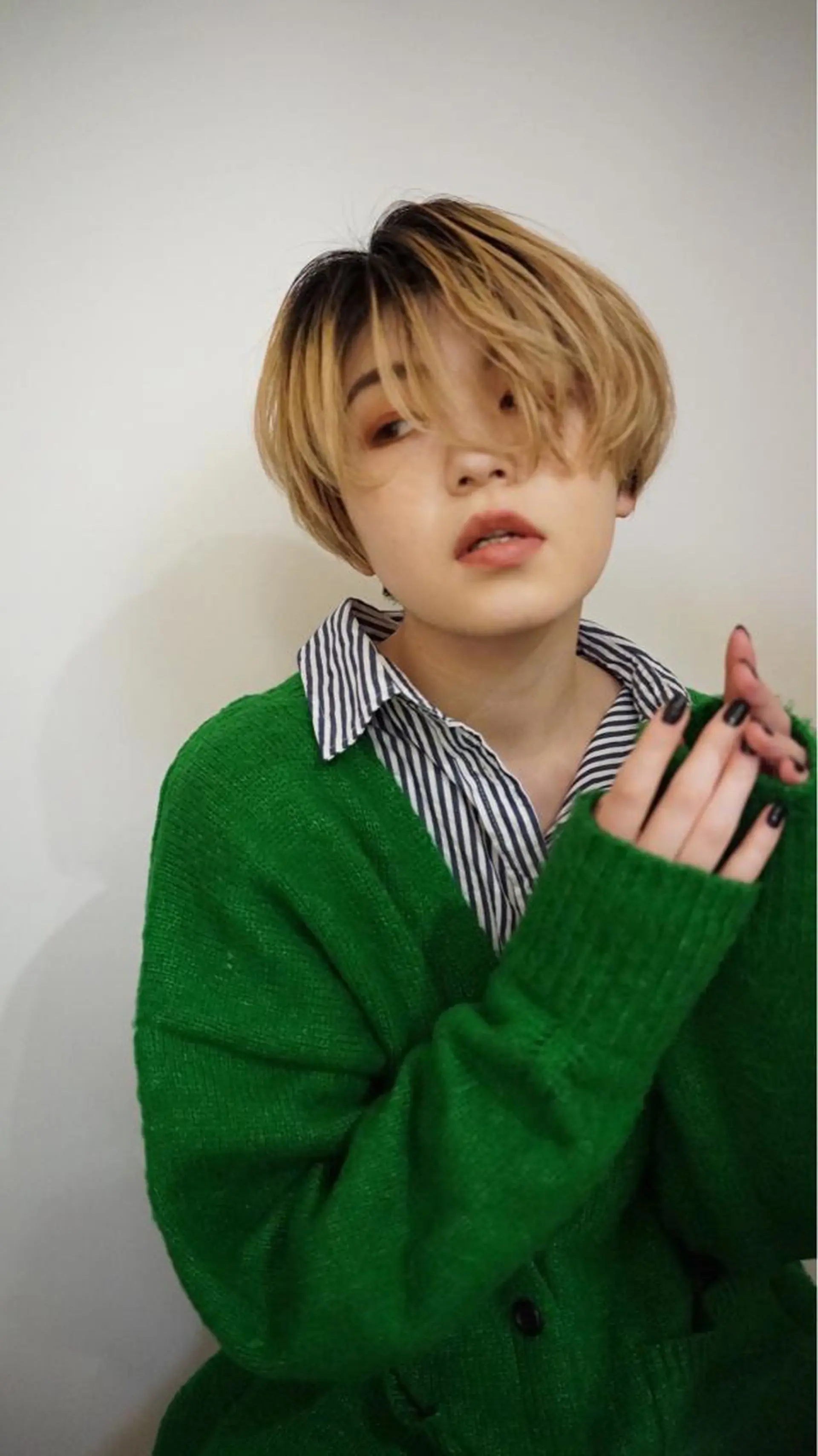 ショート カラー ハイトーンカラー ショートヘア カット ヘアカラー トリートメント ショート、メンズ 一日1名限定枠⚡️のヘアスタイル