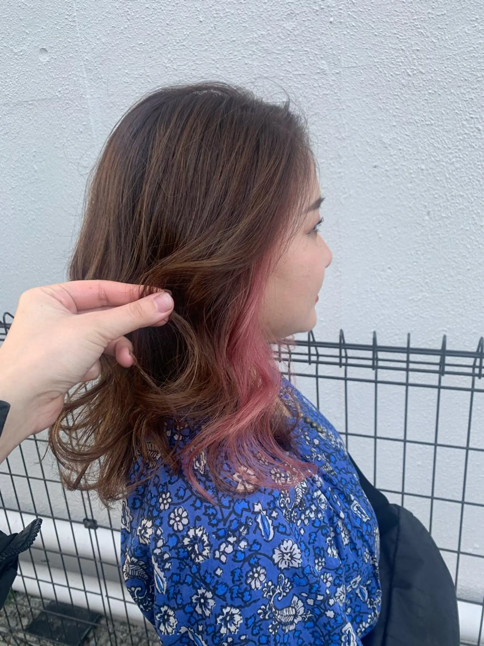 ミディアム カラー イヤリングカラー ピンクカラー 透明感◎ / 艶髪 /  森田のヘアスタイル