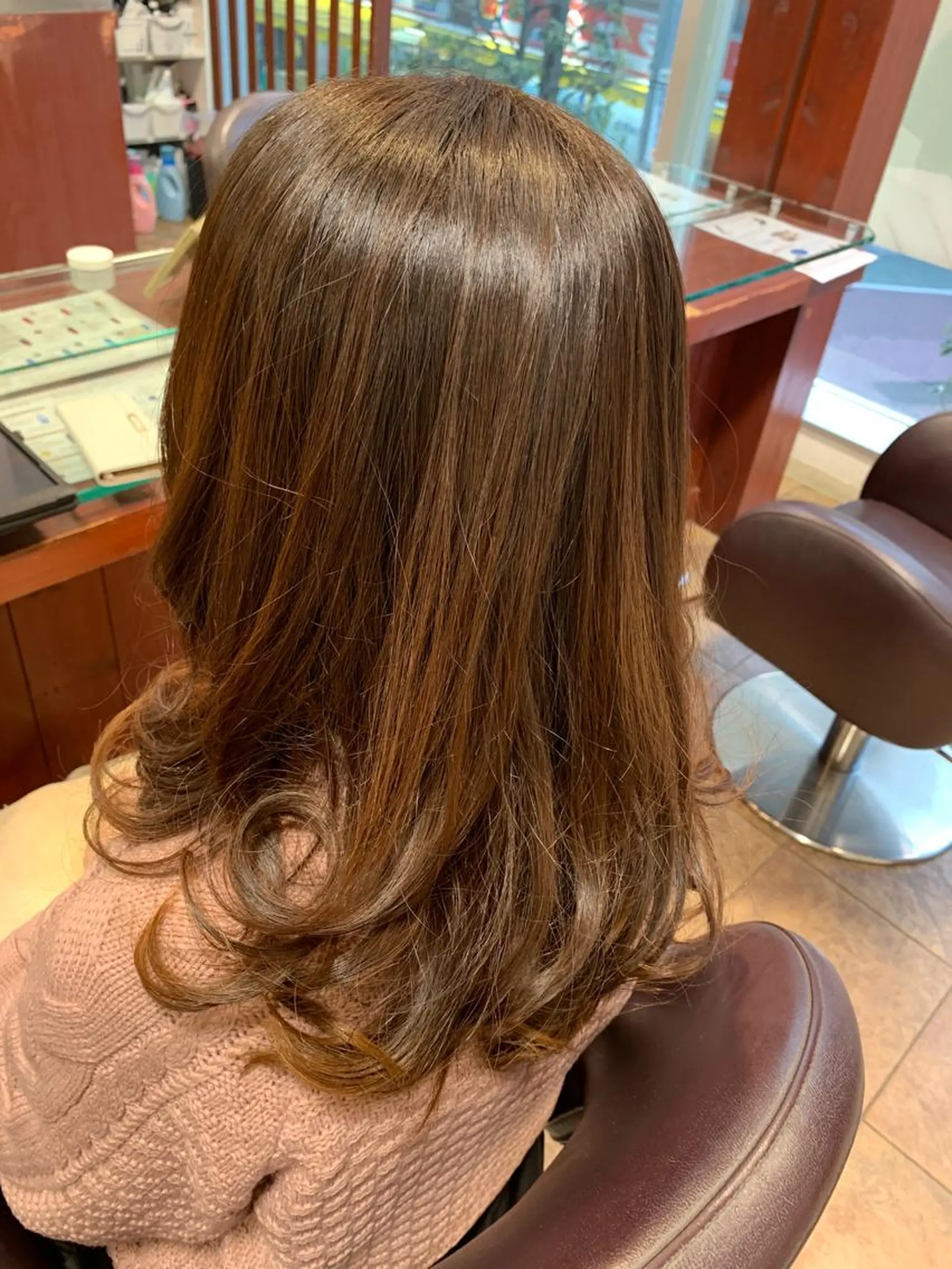 セミロング カット 縮毛矯正 嶋村 望美のヘアスタイル