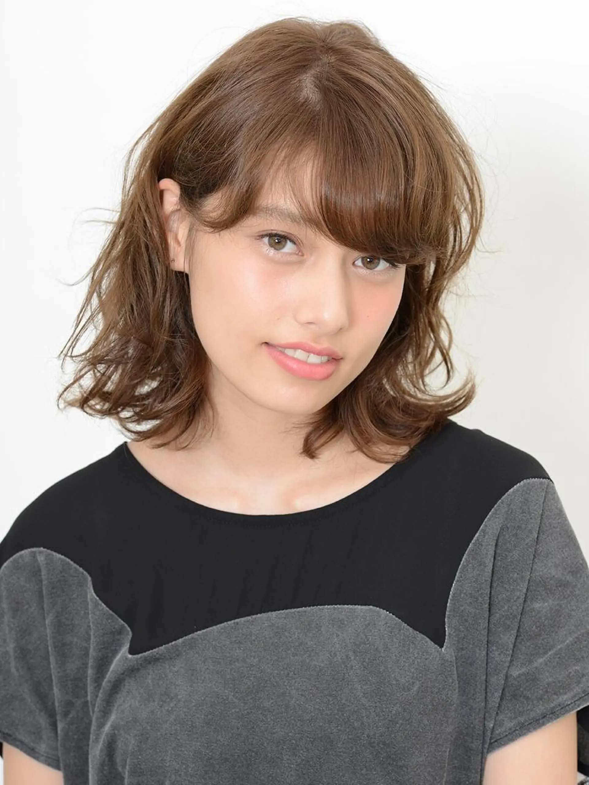 ミディアム カラー パーマ ショート/ボブ オオタダイスケのヘアスタイル