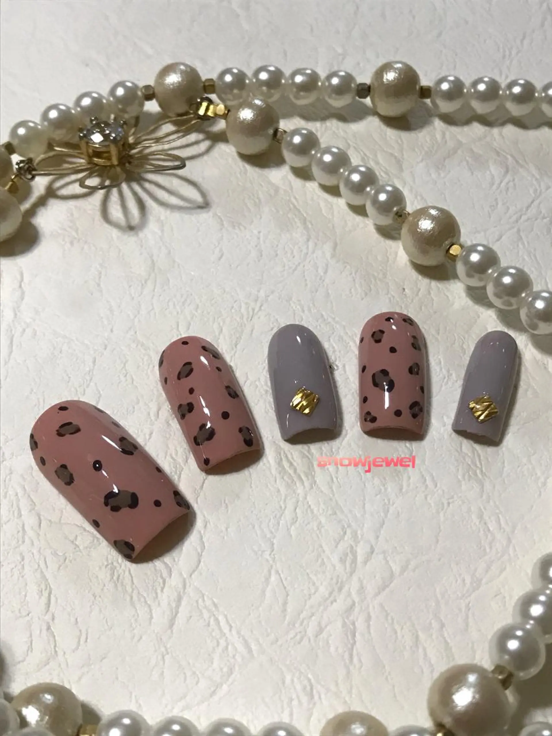 ネイル アニマル柄 フットネイル nail snowjewelのネイルデザイン