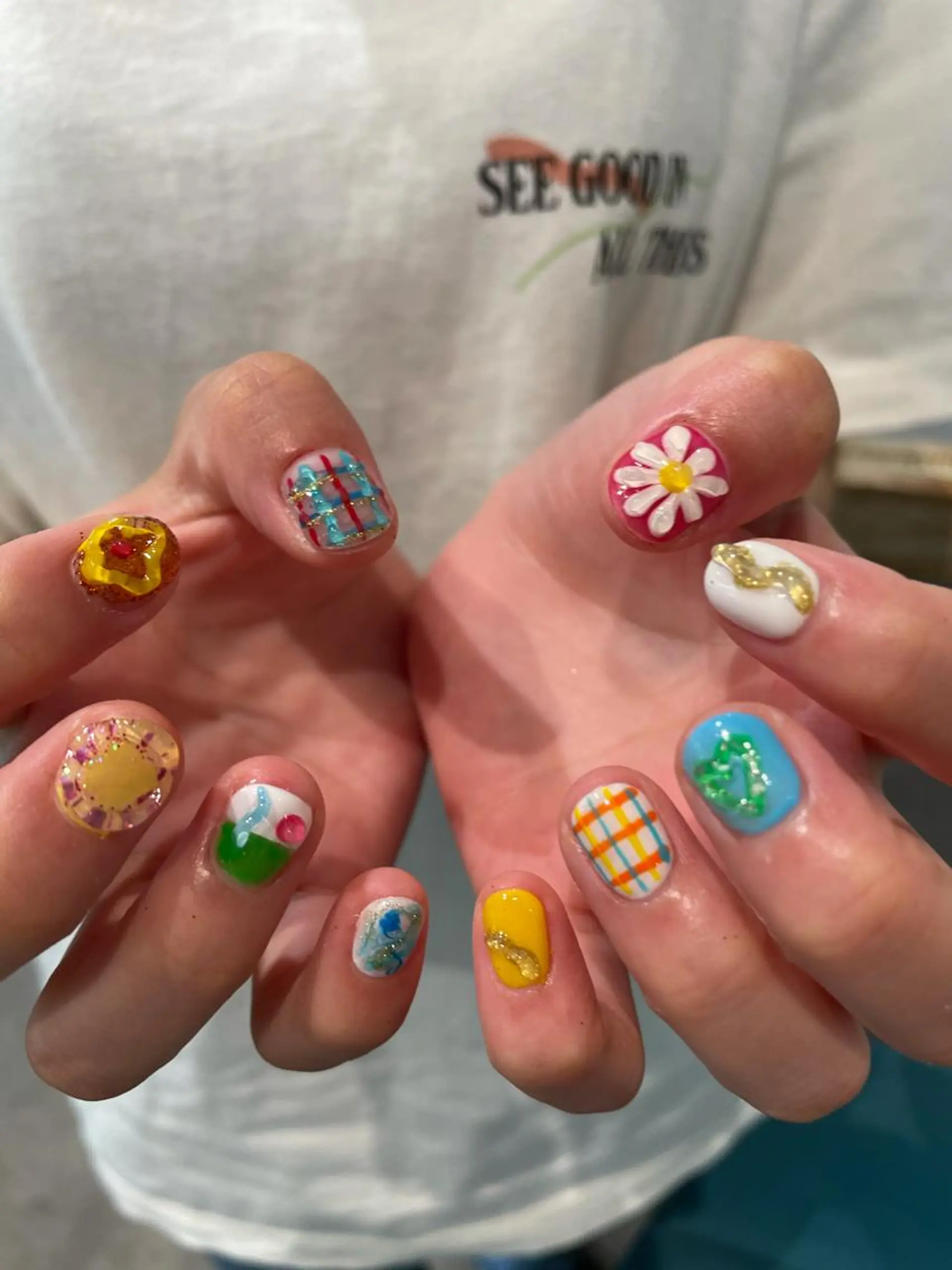 ネイル ハンドネイル ナチュラル透明感🌱 小山美樹子のヘアスタイル