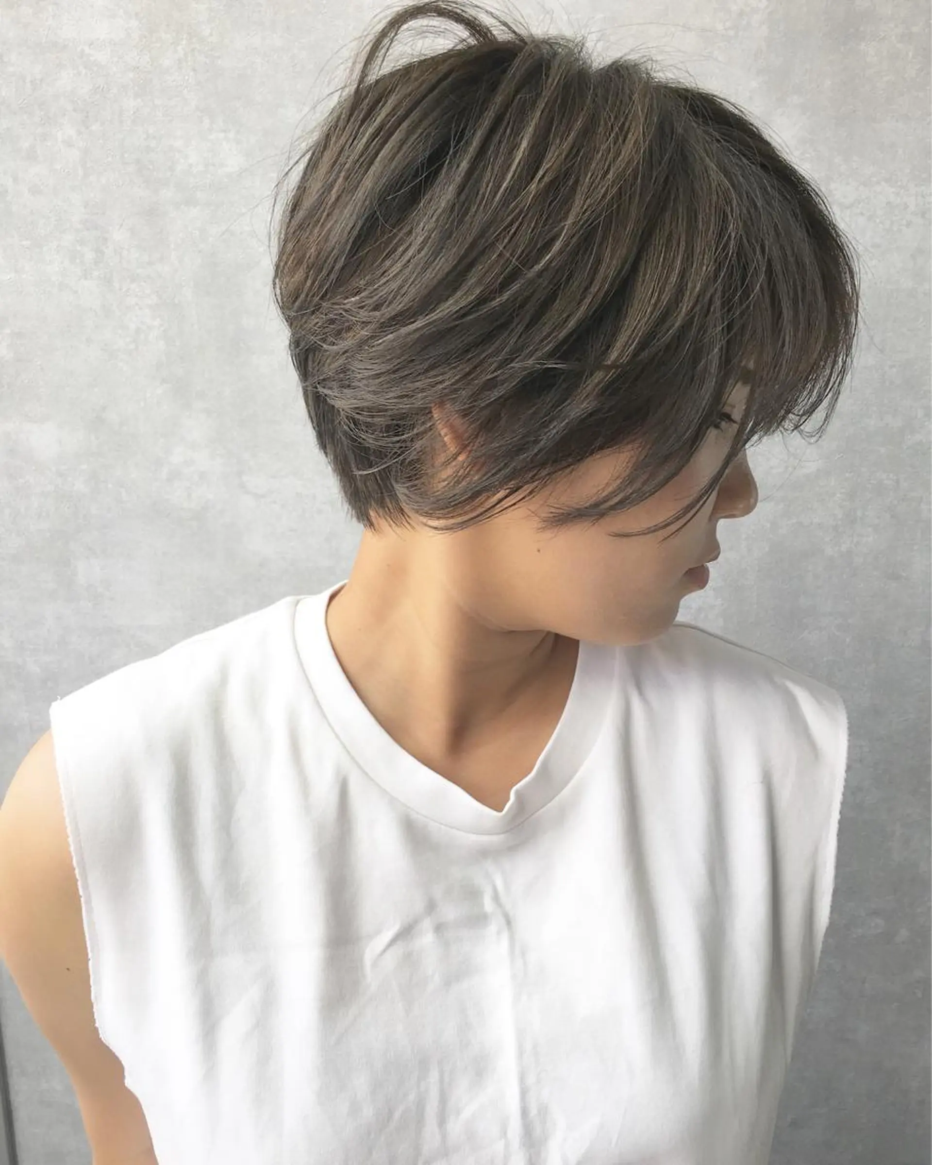 ショート カラー ハンサムショート ショートヘア レイヤーカット BLend 渋谷のヘアスタイル