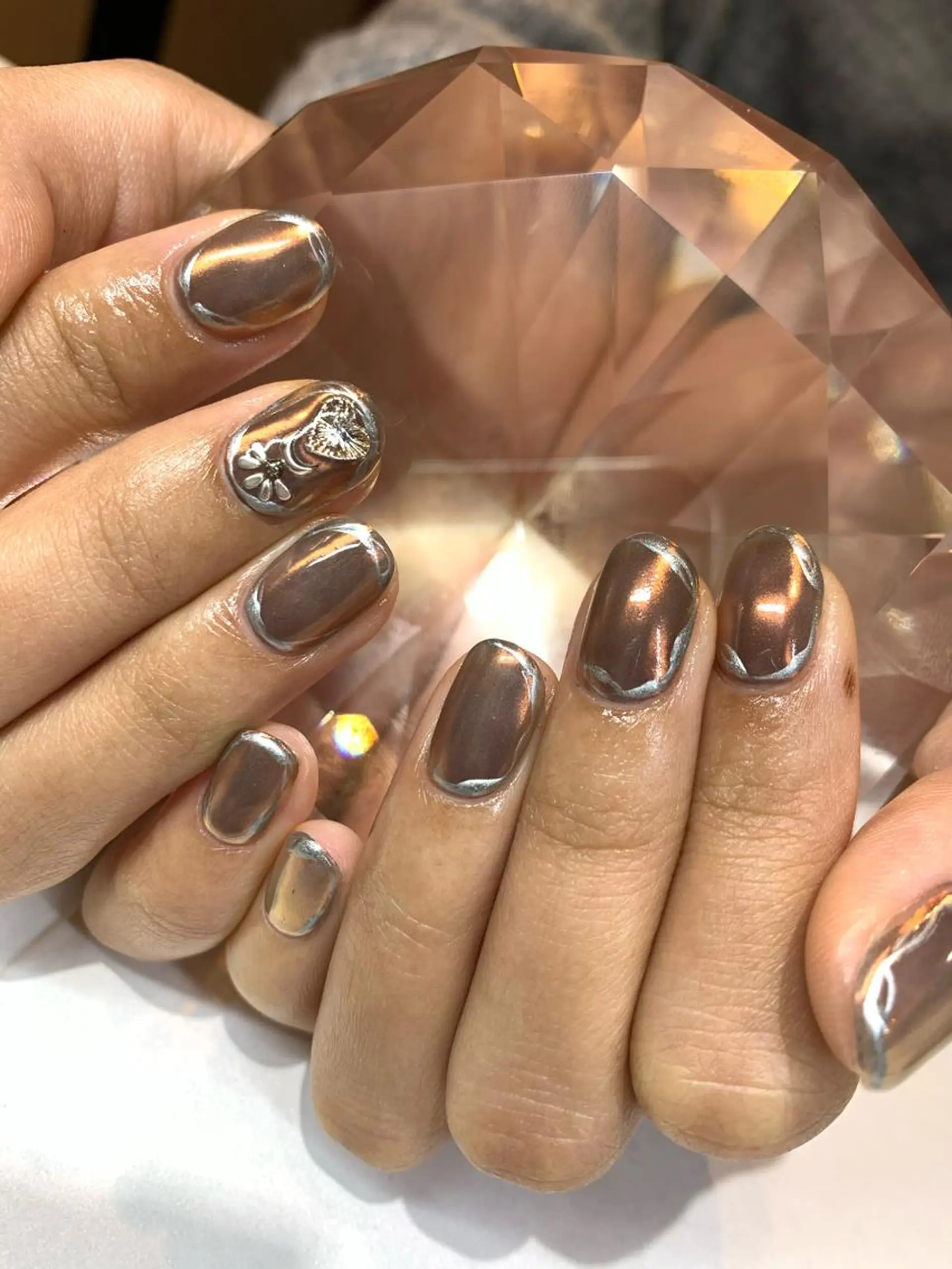 ショート ネイル ハンドネイル glow_ nailのネイルデザイン
