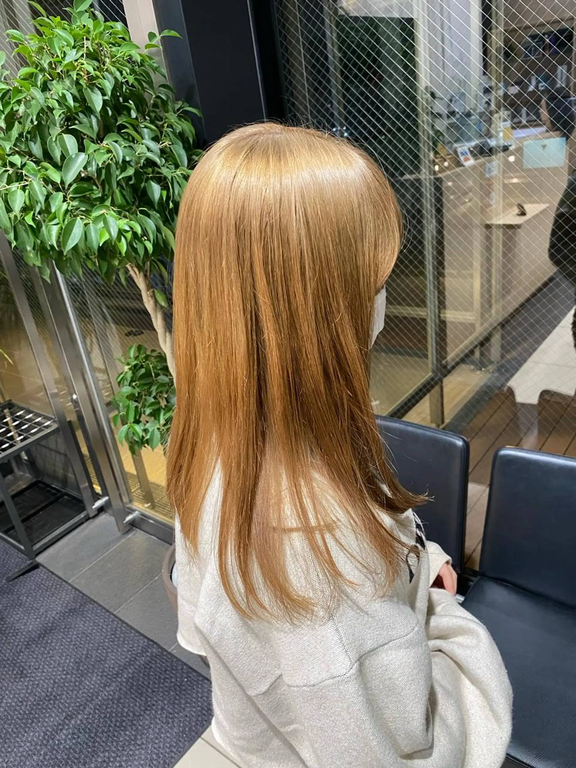 ロング ボブ/顔まわりレイヤ ー/新宿/KOKIのヘアスタイル