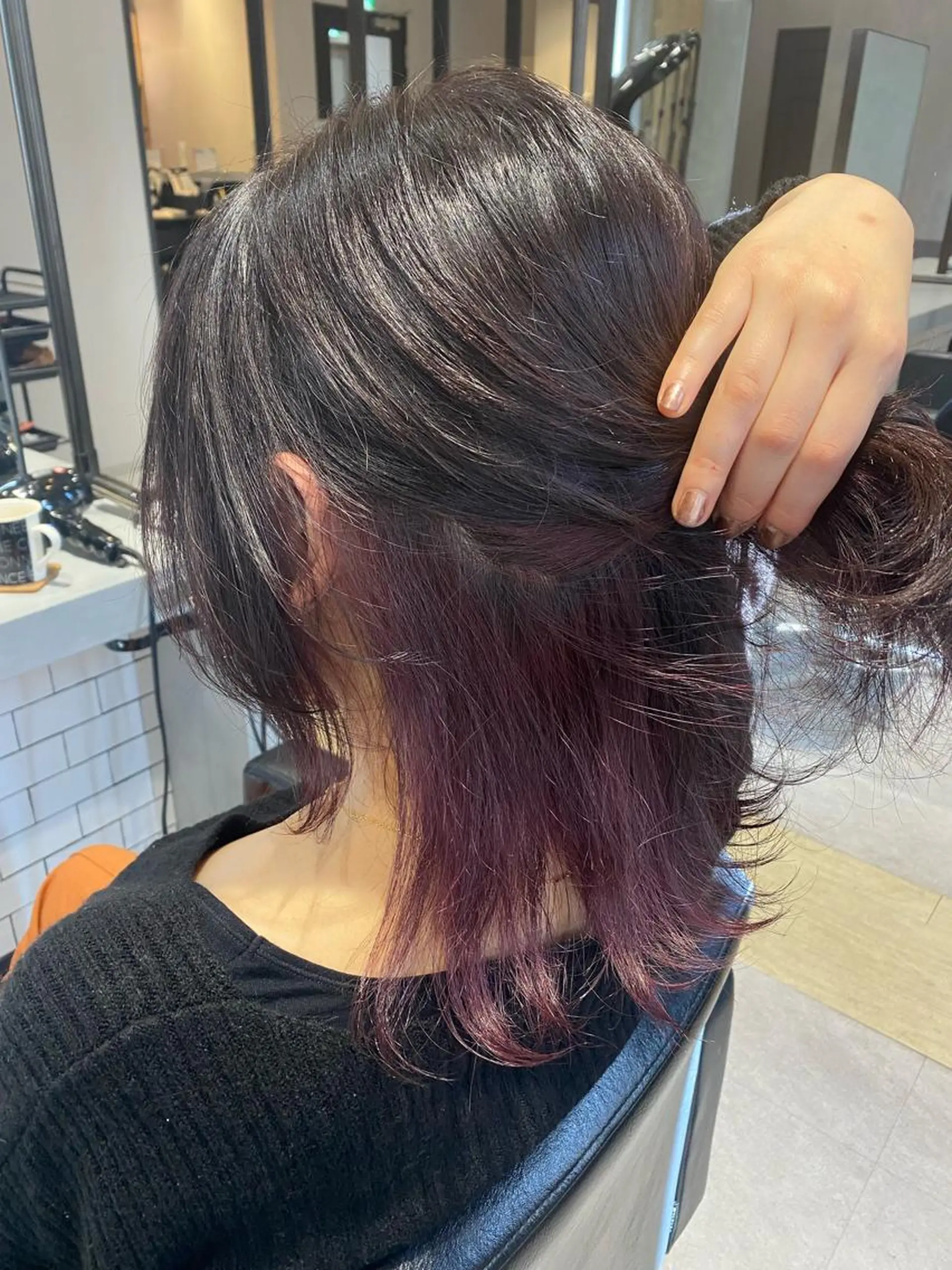 ミディアム ピンクラベンダー ハイトーンエフェクト ブリーチいち丸のヘアスタイル