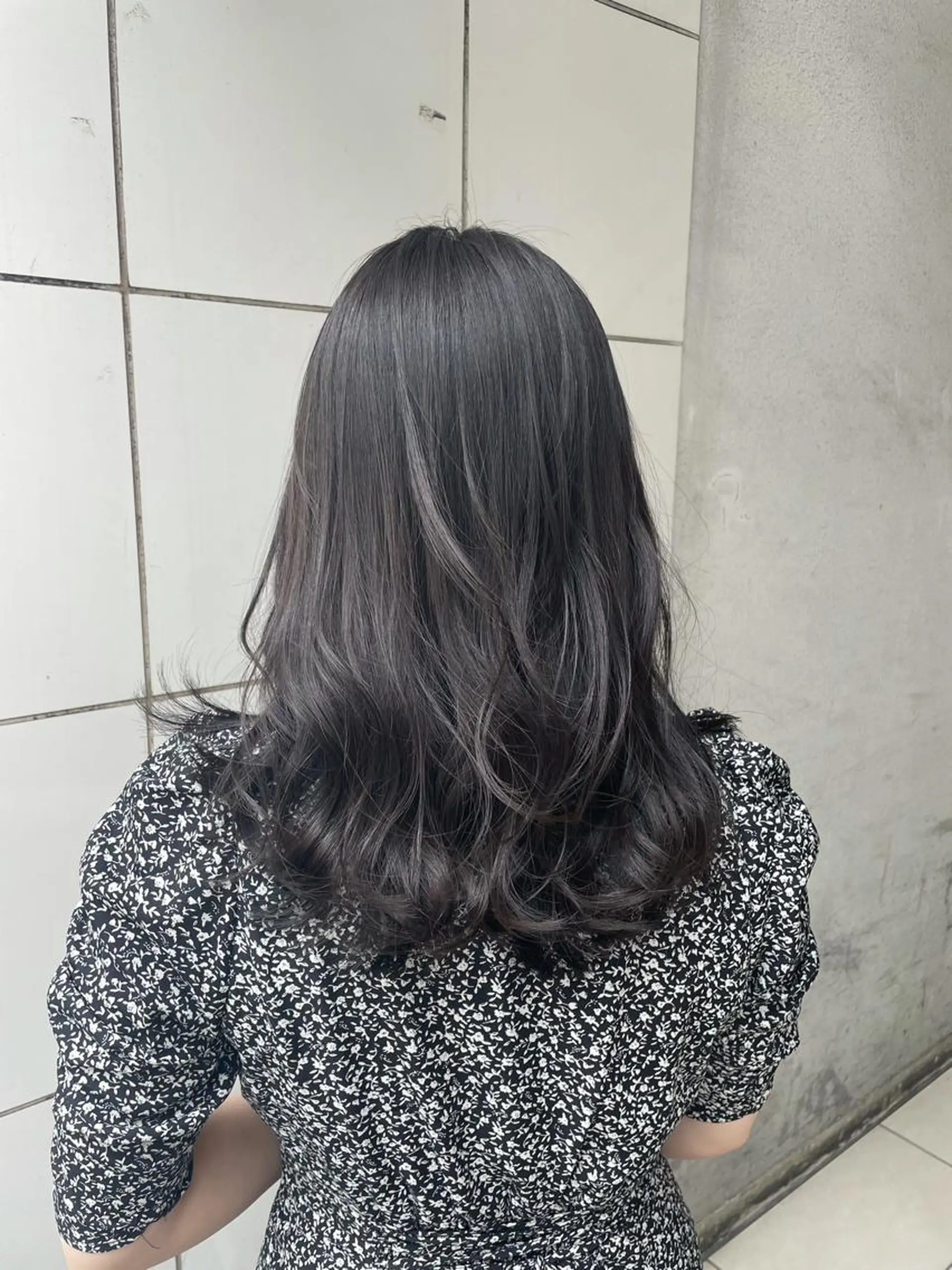 セミロング 【美容室が苦手な方 専問美容室】MIHOのヘアスタイル