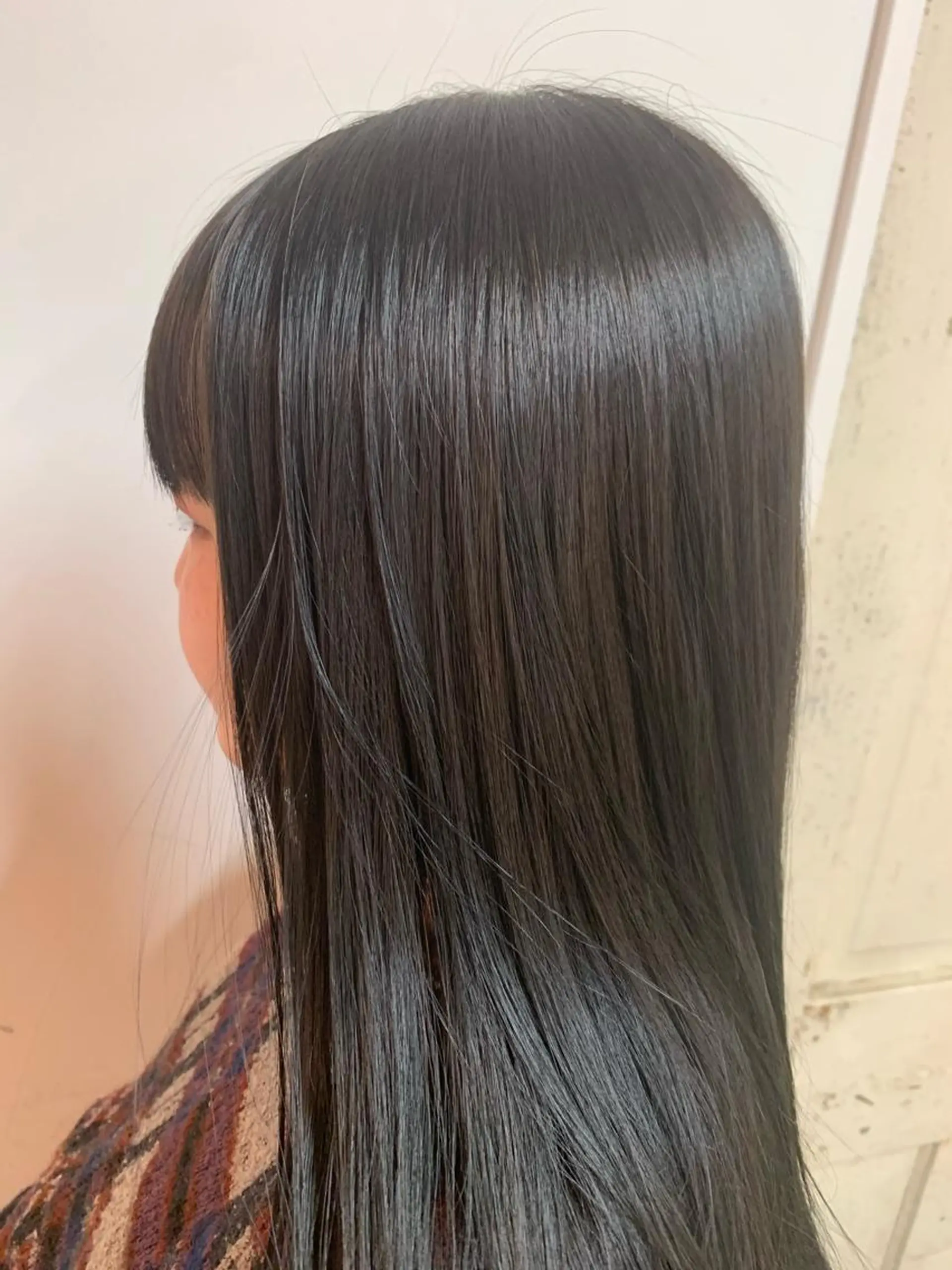 セミロング アッシュ SATO RISAのヘアスタイル