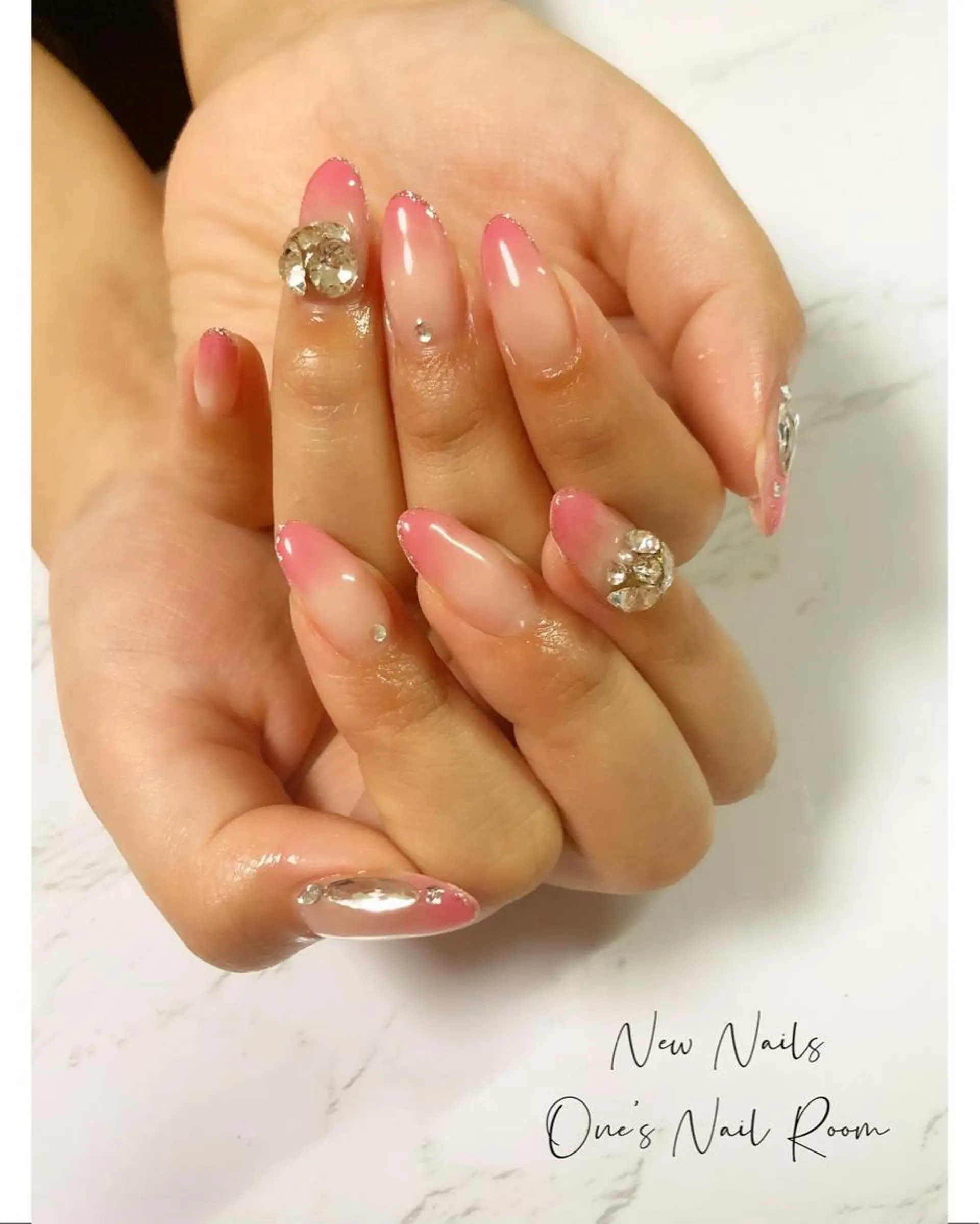 ネイル ハンドネイル One's Nail Roomのネイルデザイン