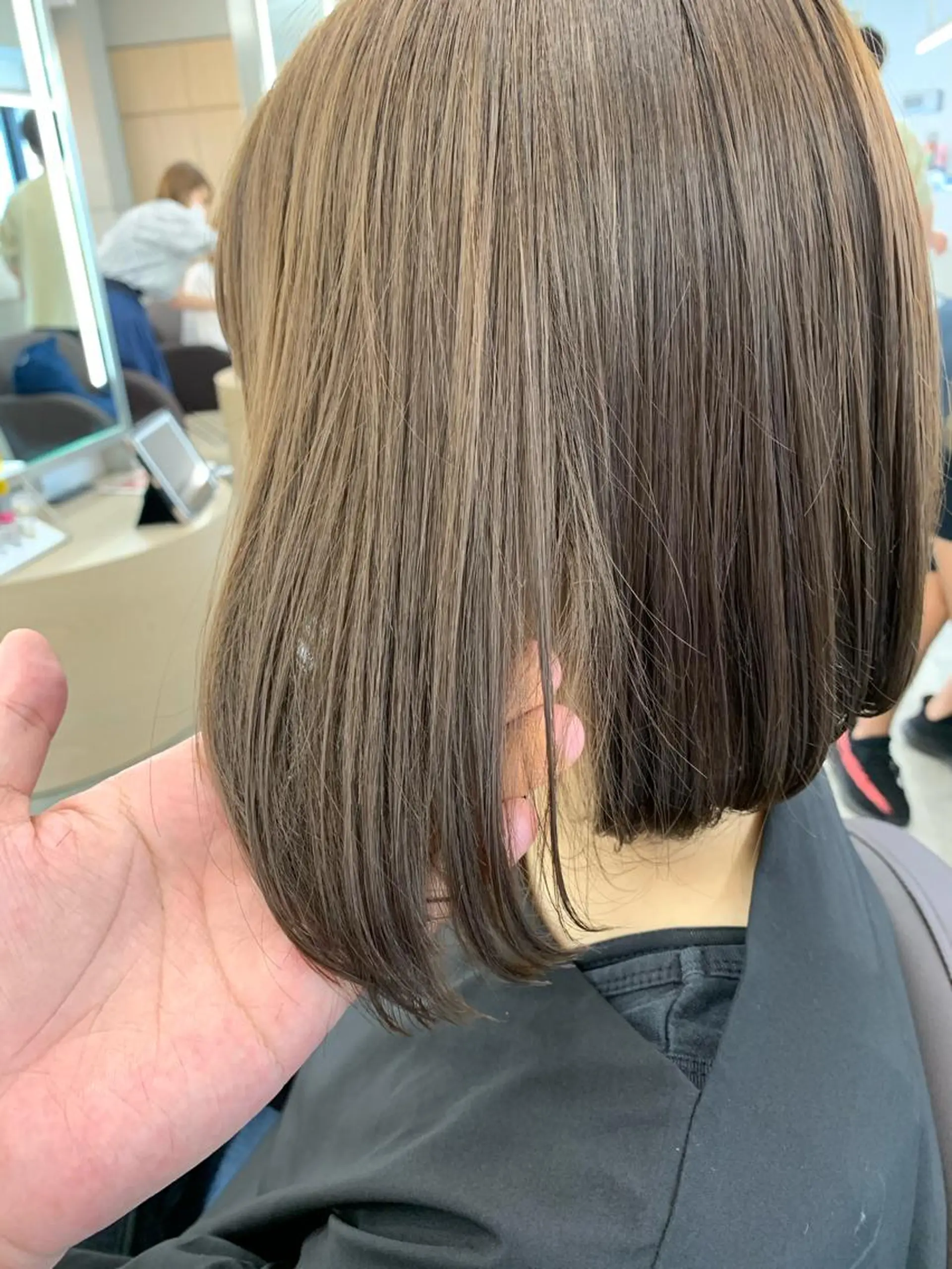 ショート カラー ベージュカラー ブリーチ ミルクティーベージュ ブリーチなしカラー Silk-lei【銀座店】所属・銀座/美髪縮毛矯正 /髪質改善/山本翔華のヘアスタイル